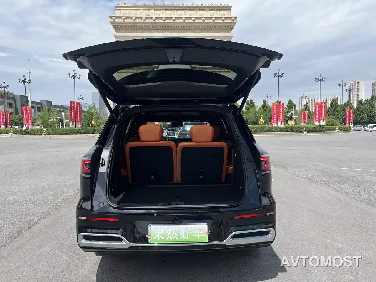 Geely Galaxy M9 2025 Base Model — фото 9