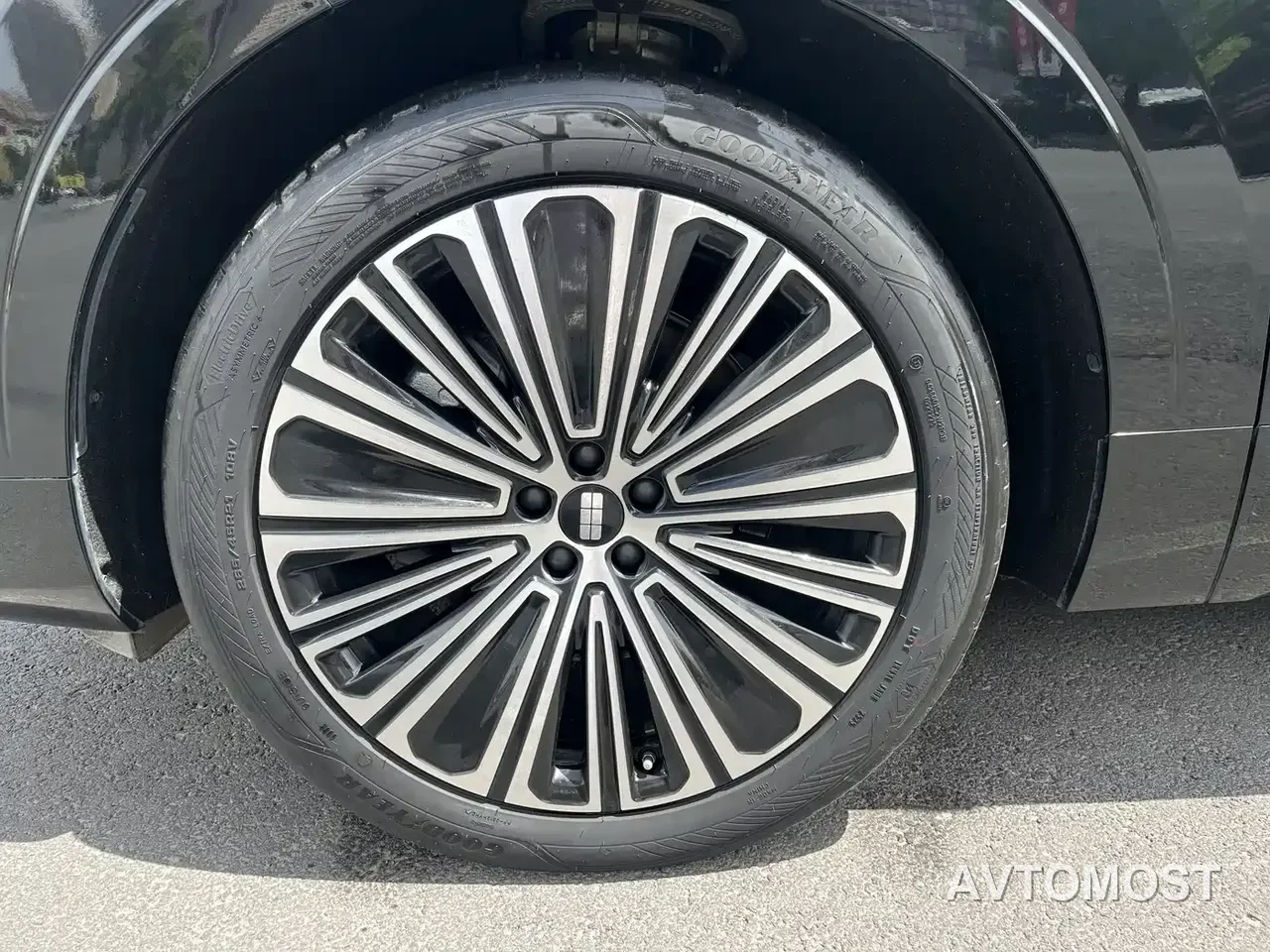 Geely Galaxy M9 2025 Base Model — фото 12