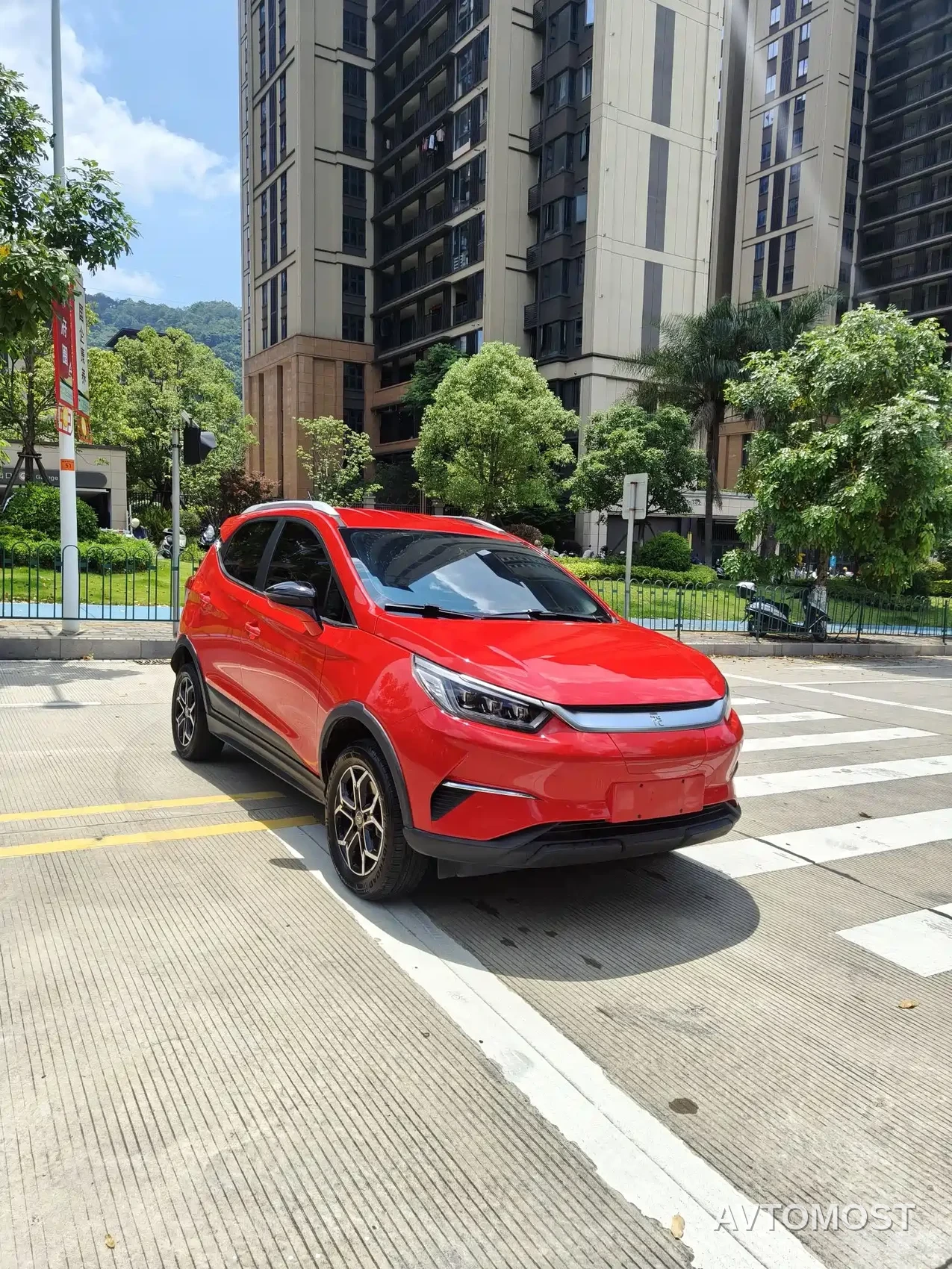 BYD Yuan Pro 2021 Eternal Love Edition — фото 3