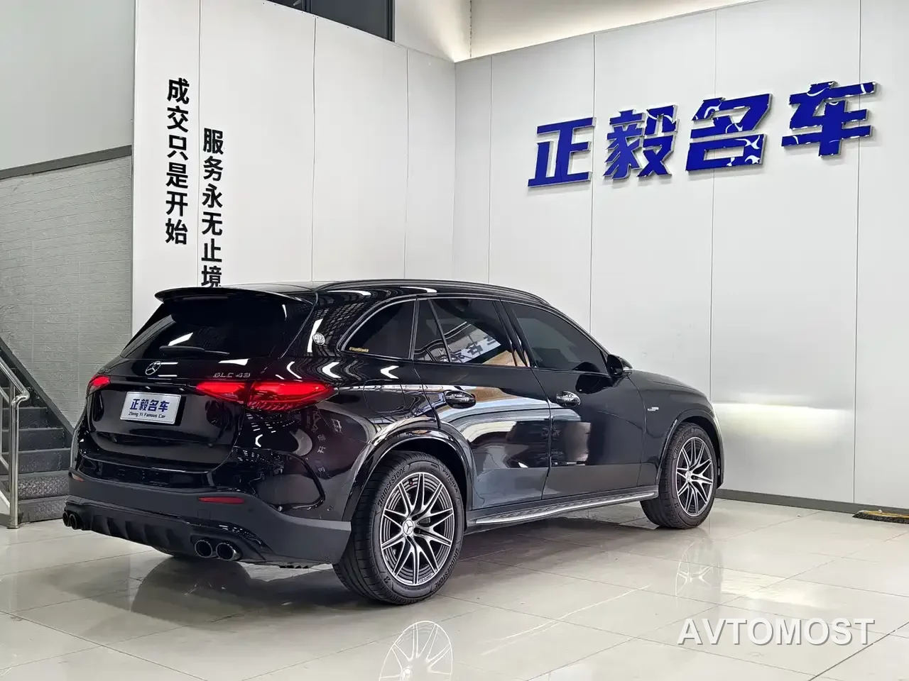 Mercedes-Benz GLC AMG 2024 AMG GLC 43 4MATIC — фото 14