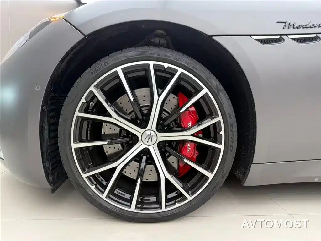 Maserati GranTurismo 2023 3.0T Modena — фото 14
