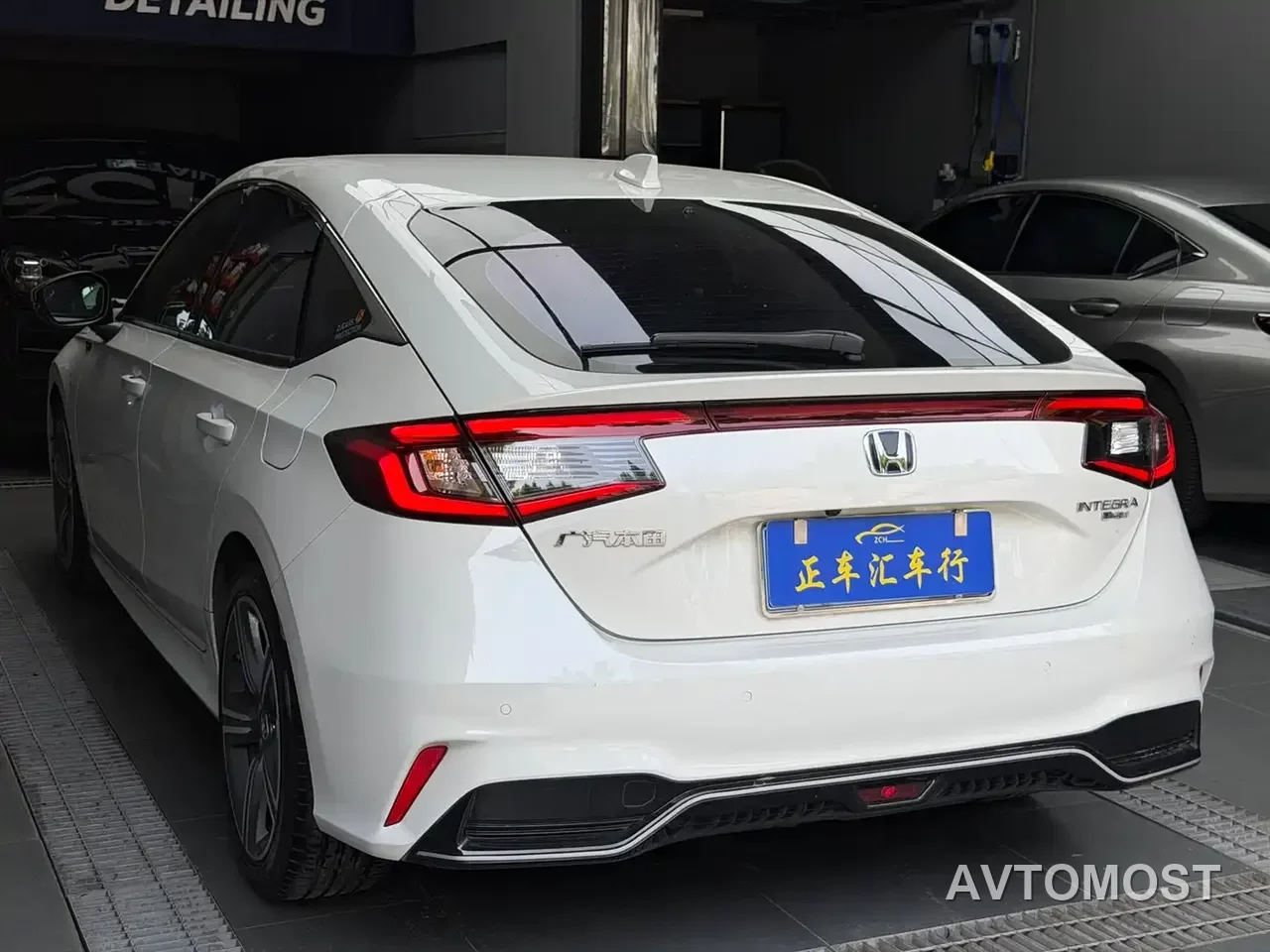 Honda Integra 2023 HATCHBACK 2.0L e:HEV Sharp Luxury Edition — фото 4