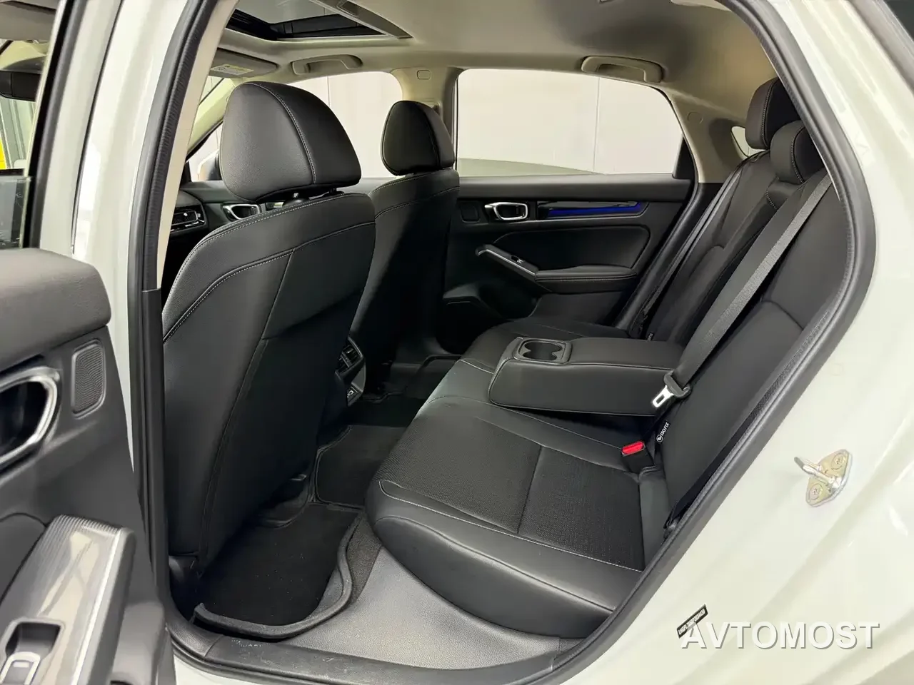 Honda Integra 2023 HATCHBACK 2.0L e:HEV Sharp Luxury Edition — фото 6
