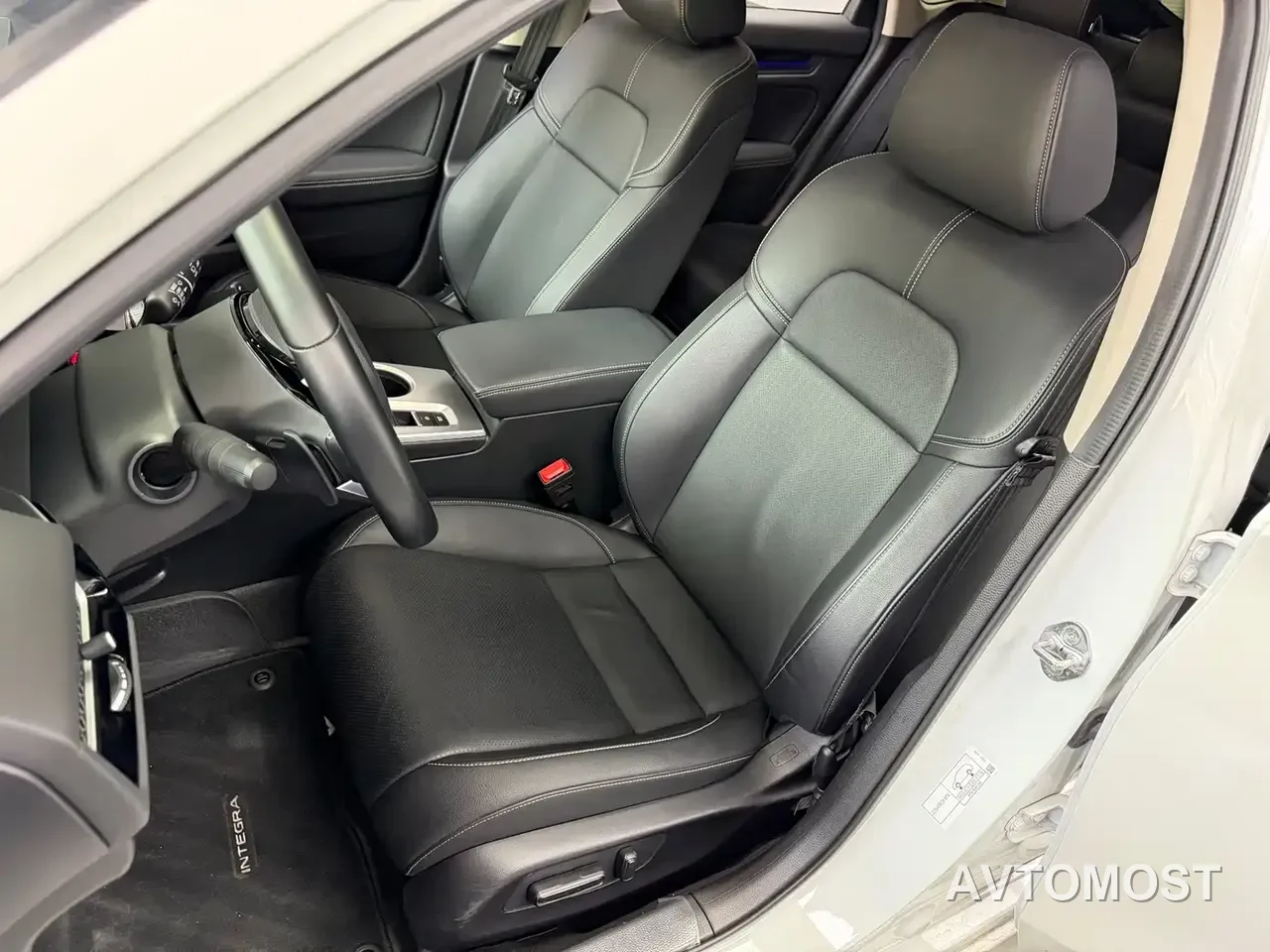 Honda Integra 2023 HATCHBACK 2.0L e:HEV Sharp Luxury Edition — фото 7