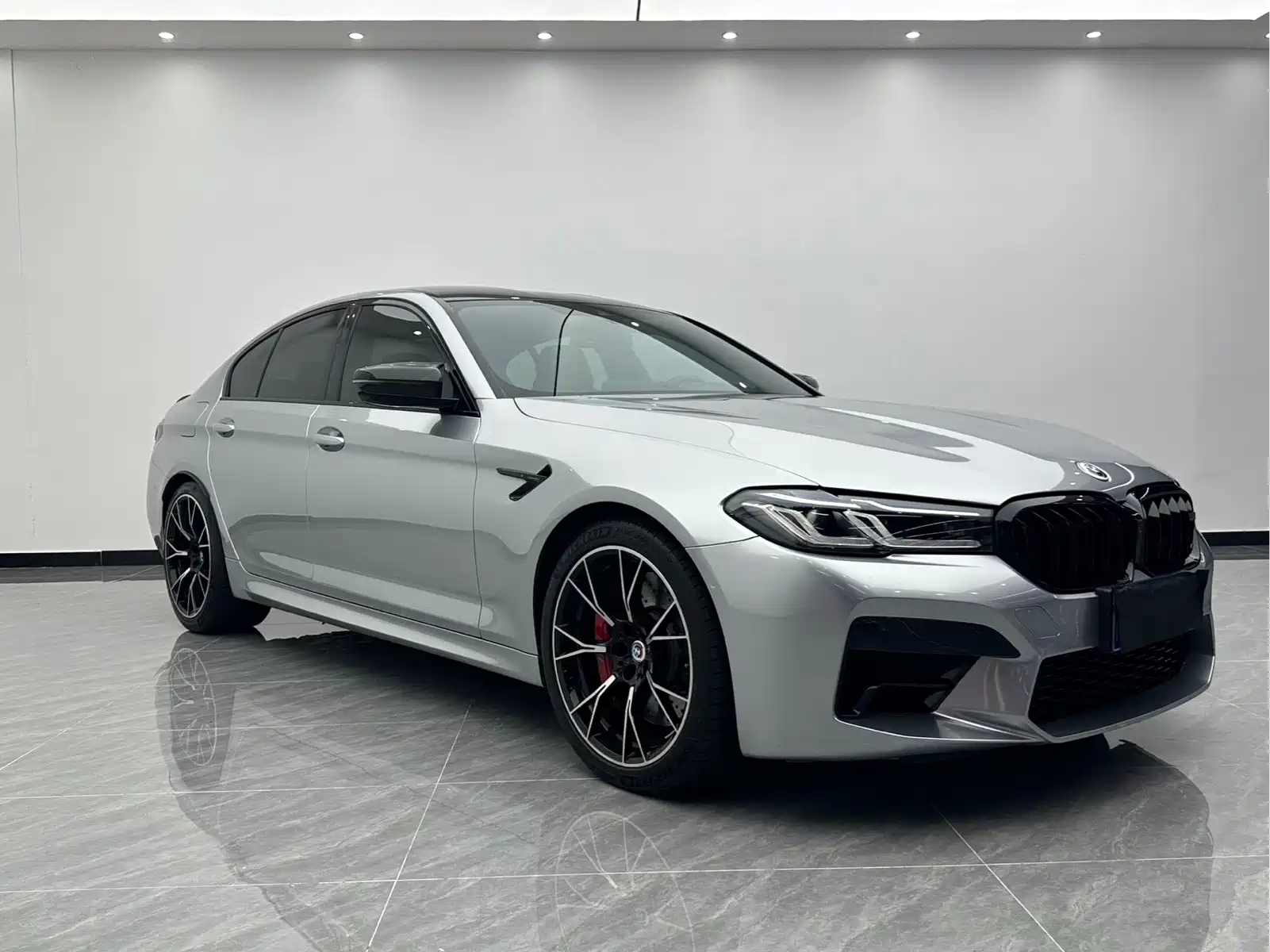 BMW M5 2021 M5 — фото 3