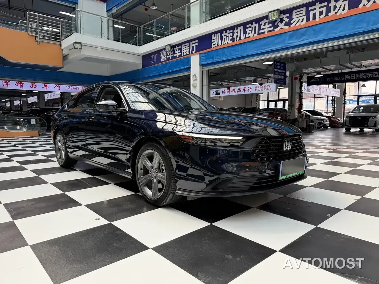 Honda Accord New Energy 2023 2.0L e:PHEV Luxury Edition — фото 3