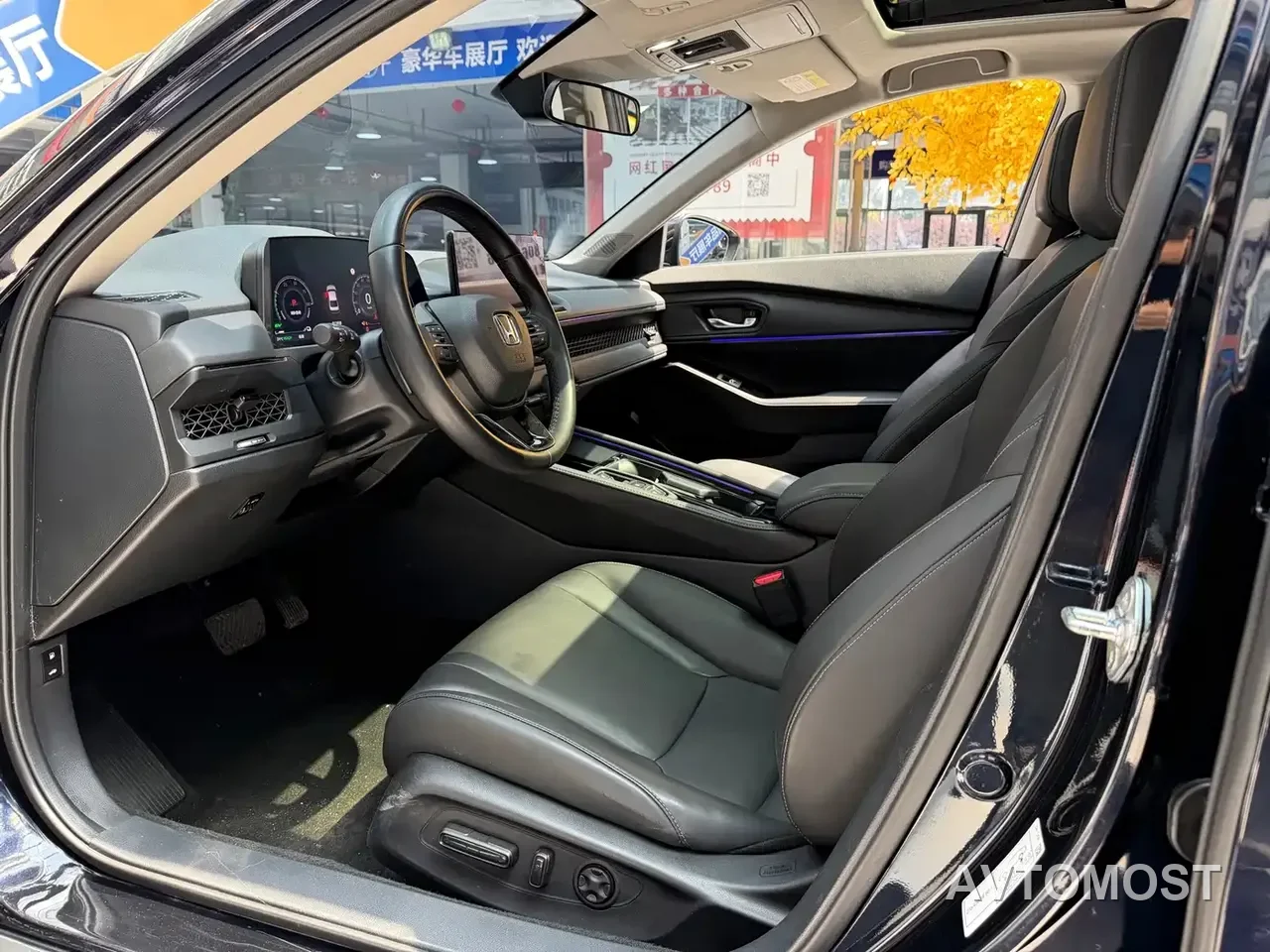 Honda Accord New Energy 2023 2.0L e:PHEV Luxury Edition — фото 5