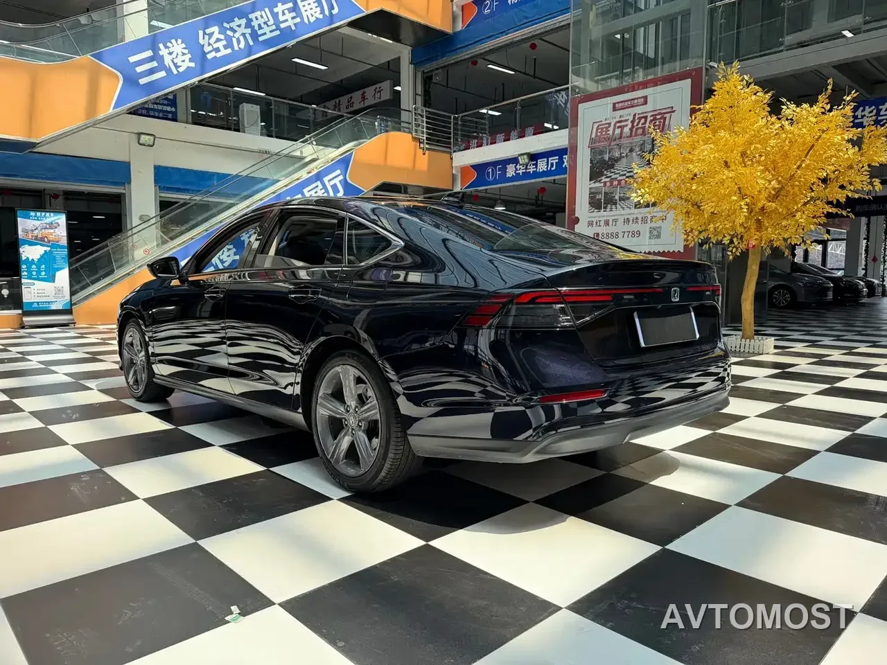 Honda Accord New Energy 2023 2.0L e:PHEV Luxury Edition — фото 17