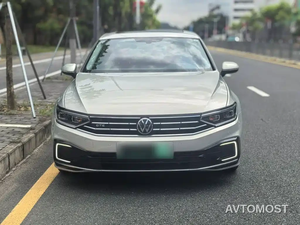 Volkswagen Magotan GTE Plug-in Hybrid 2020 GTE Luxury — фото 22