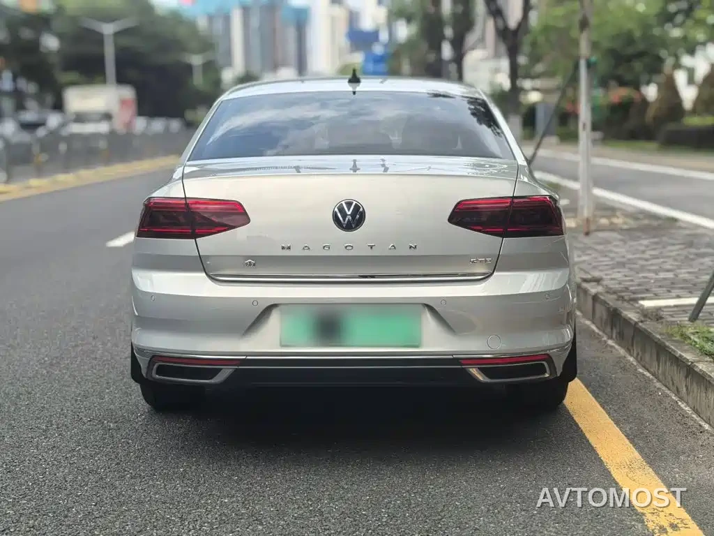 Volkswagen Magotan GTE Plug-in Hybrid 2020 GTE Luxury — фото 23
