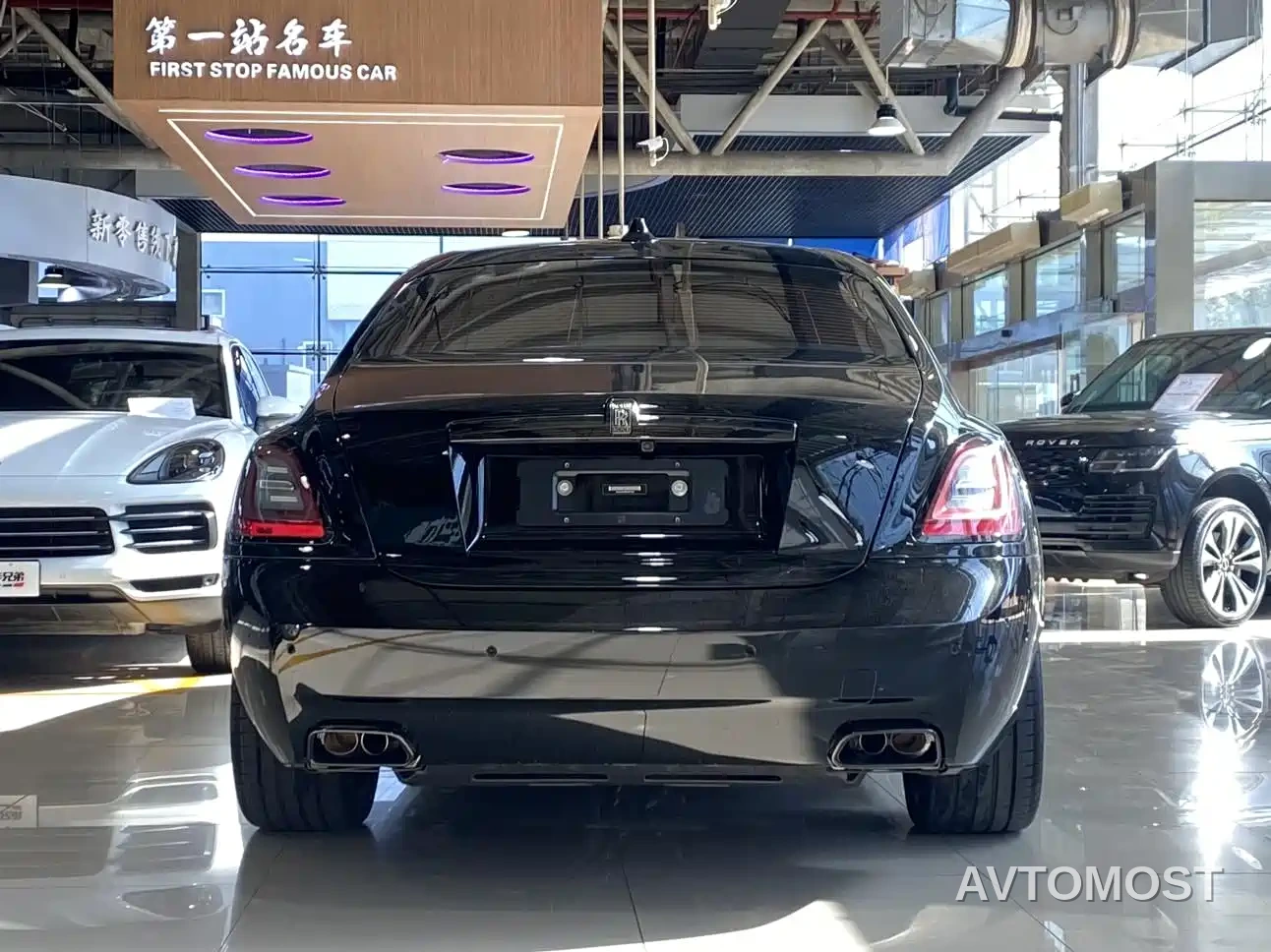 Rolls-Royce Ghost 2024 6.7T Black Badge — фото 5