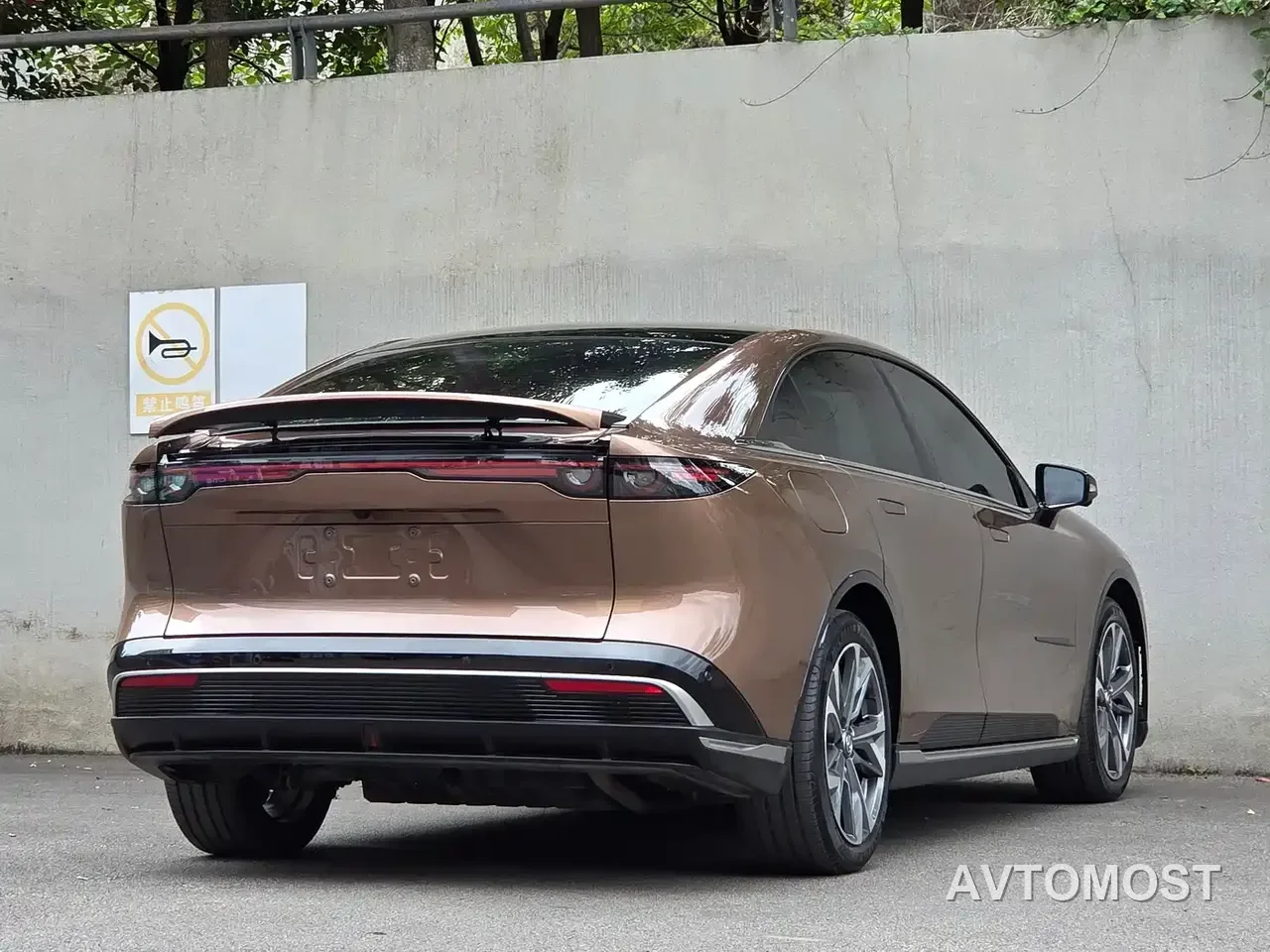 Mazda EZ-6 2024 Extended Range 200 Premium Edition — фото 7