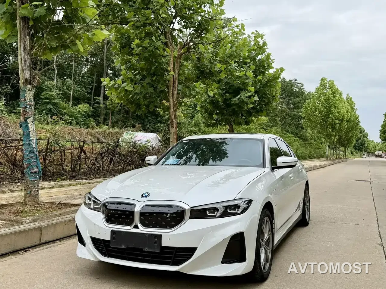 BMW i3 2022 eDrive 35 L — фото 3