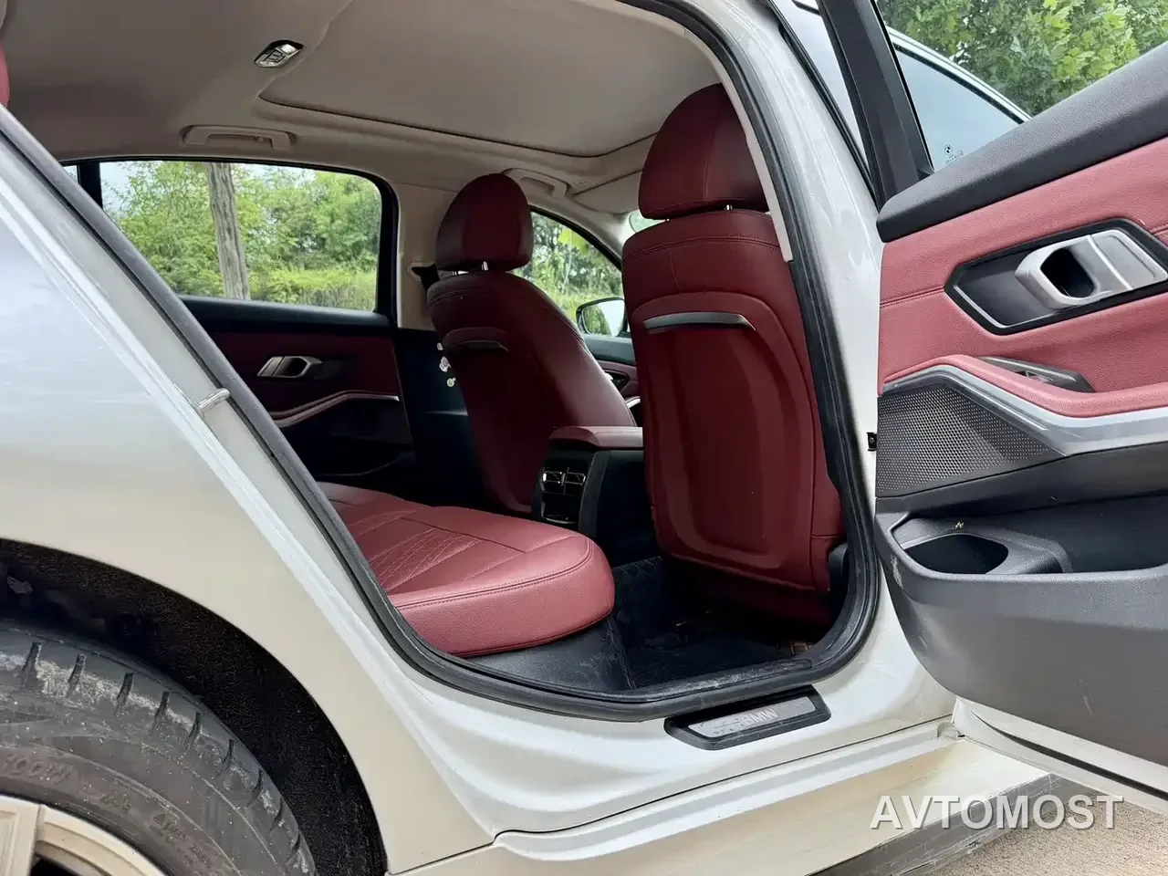 BMW i3 2022 eDrive 35 L — фото 17