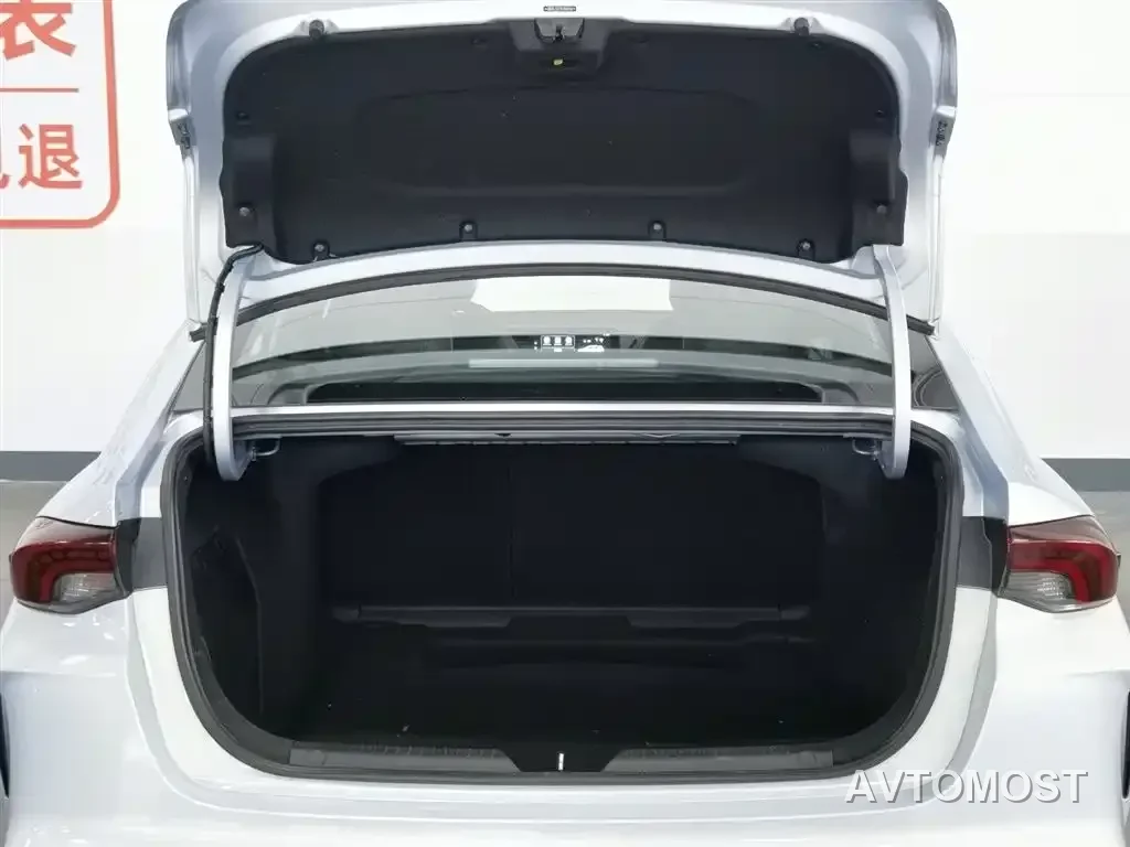 GAC Trumpchi Emkoo 2023 Shadow Leopard H High-Efficiency Hybrid — фото 14