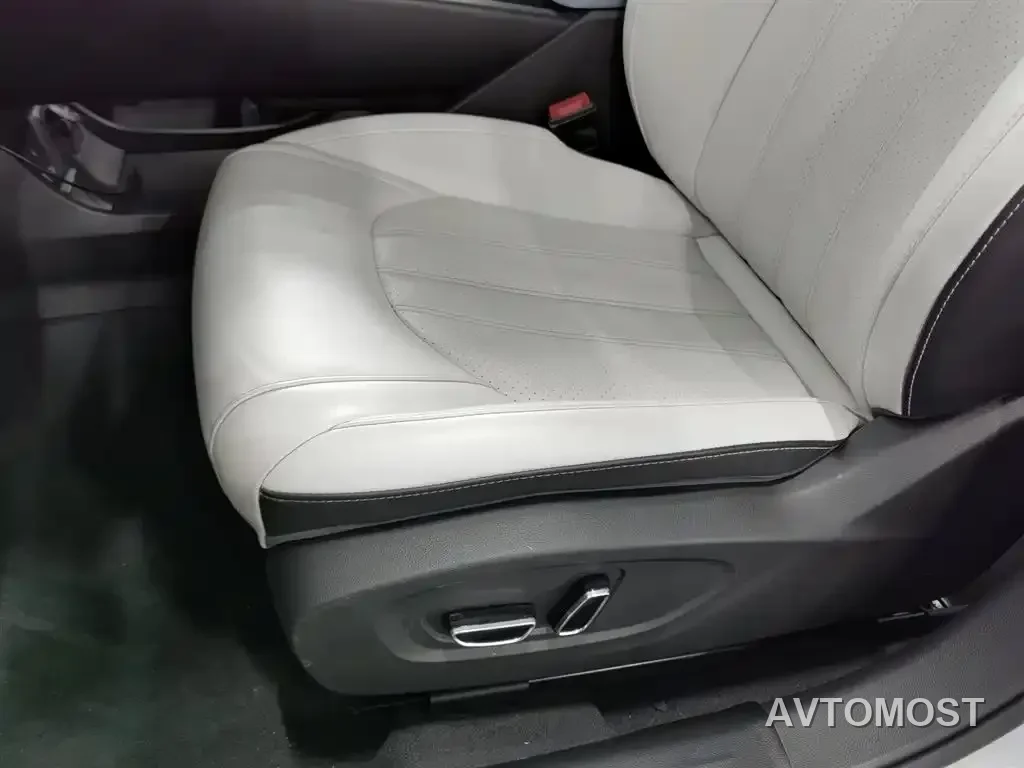 GAC Trumpchi Emkoo 2023 Shadow Leopard H High-Efficiency Hybrid — фото 18