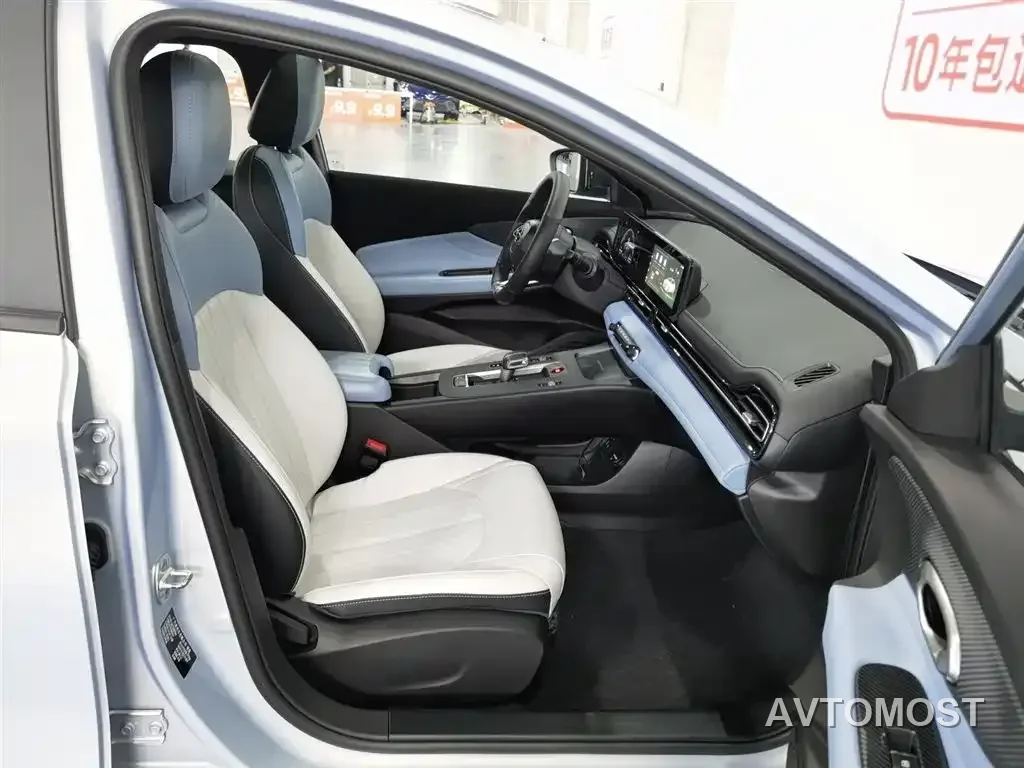 GAC Trumpchi Emkoo 2023 Shadow Leopard H High-Efficiency Hybrid — фото 21