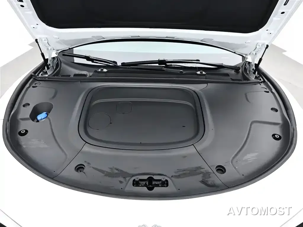 Nezha S Shooting Brake 2024 Model Range Extender 300 Standard — фото 13