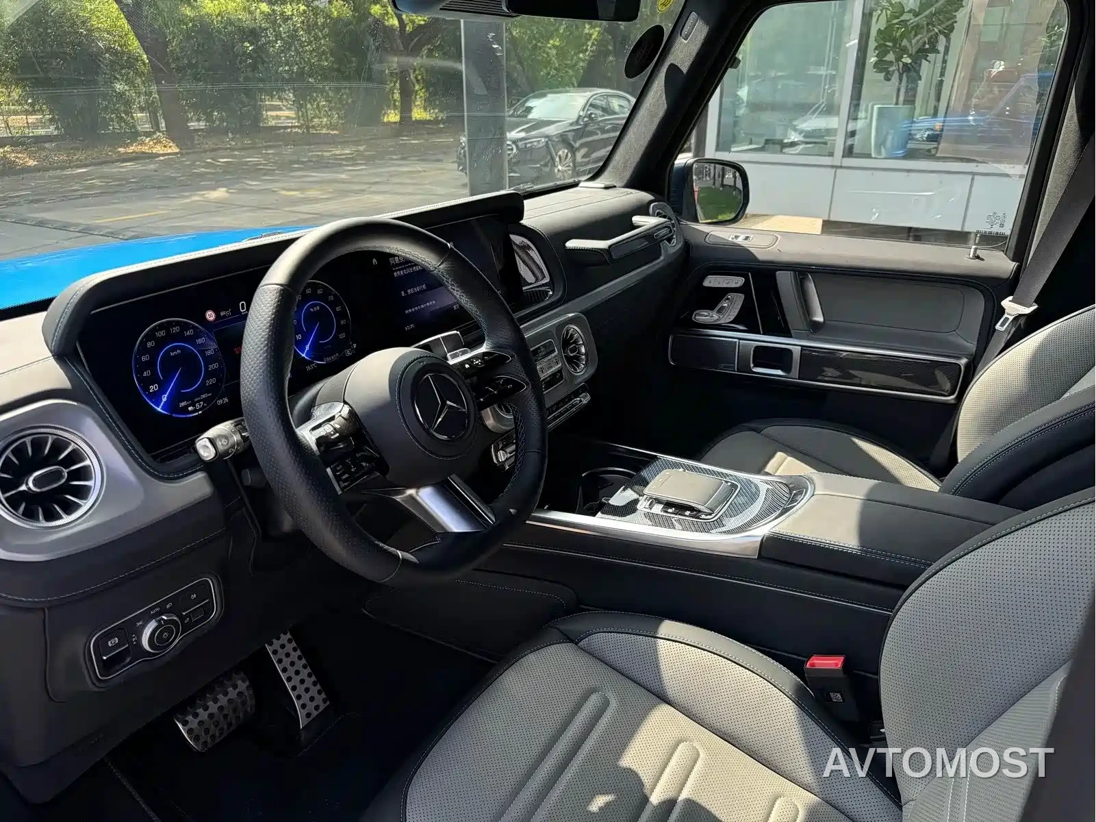 Mercedes-Benz G-Class New Energy 2025 G580 Launch Special Edition — фото 7
