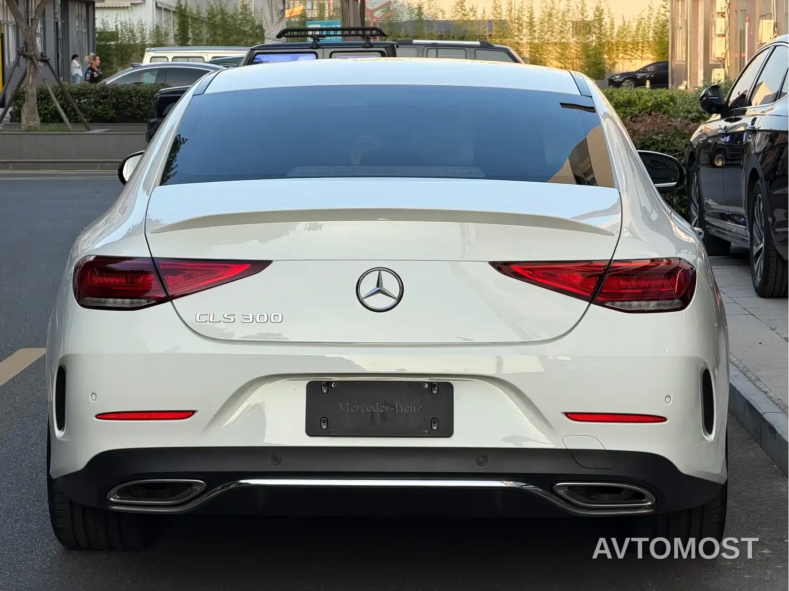 Mercedes-Benz CLS 2023 Facelift CLS 300 Luxury — фото 5