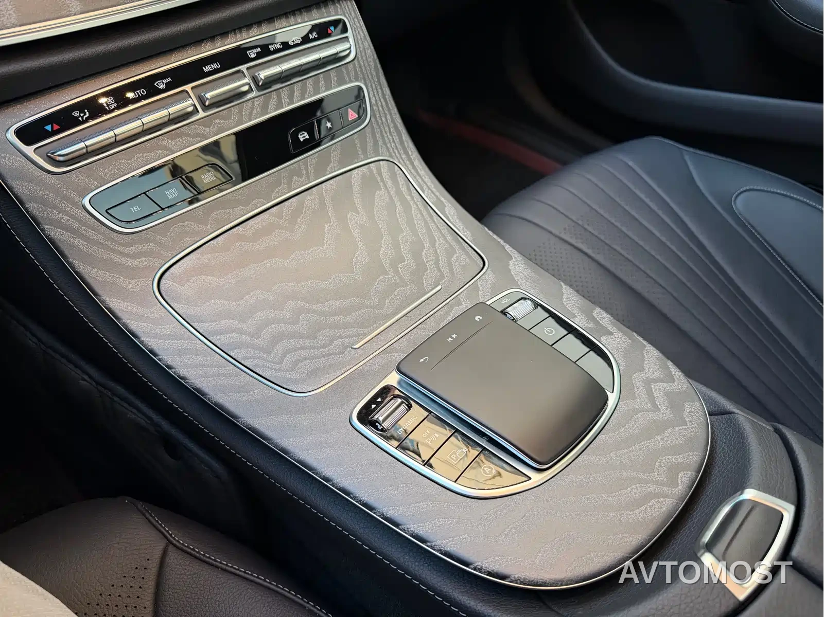 Mercedes-Benz CLS 2023 Facelift CLS 300 Luxury — фото 12