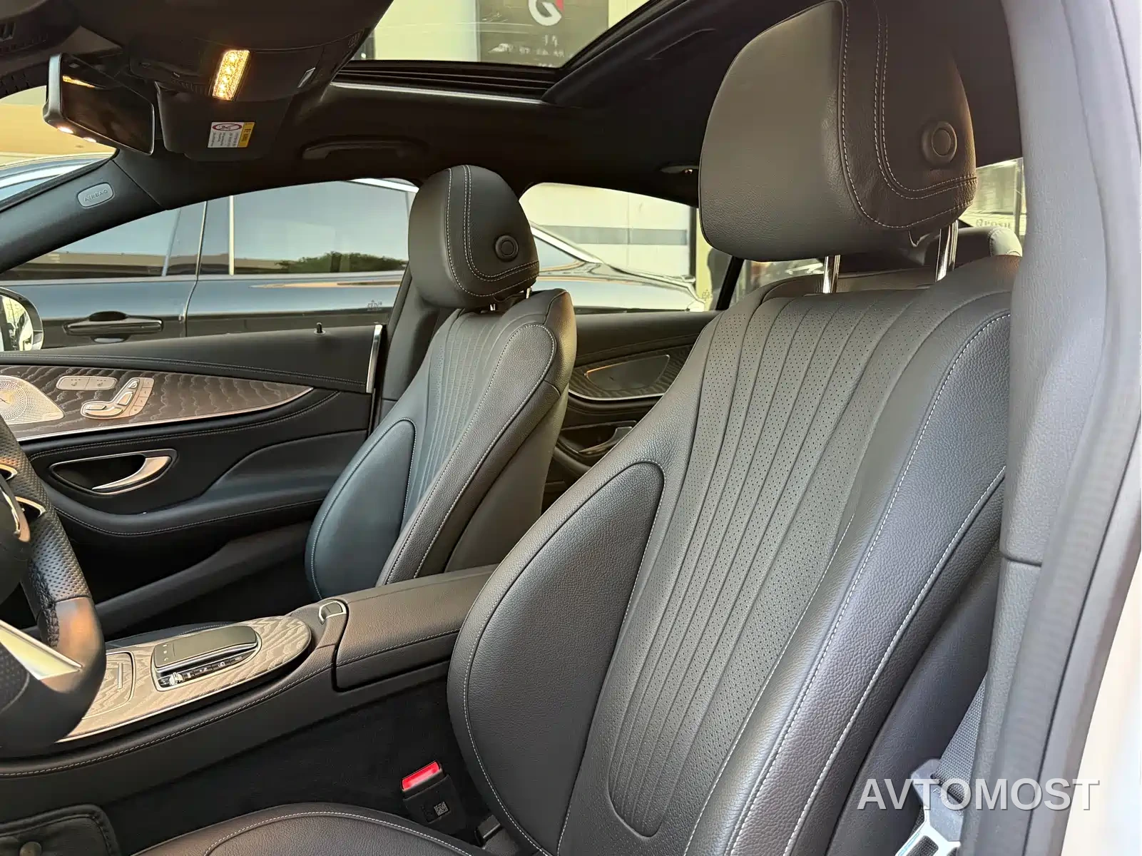 Mercedes-Benz CLS 2023 Facelift CLS 300 Luxury — фото 15