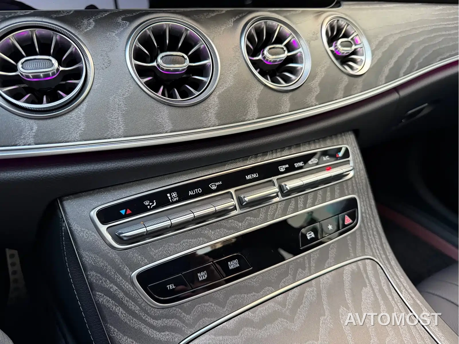 Mercedes-Benz CLS 2023 Facelift CLS 300 Luxury — фото 22