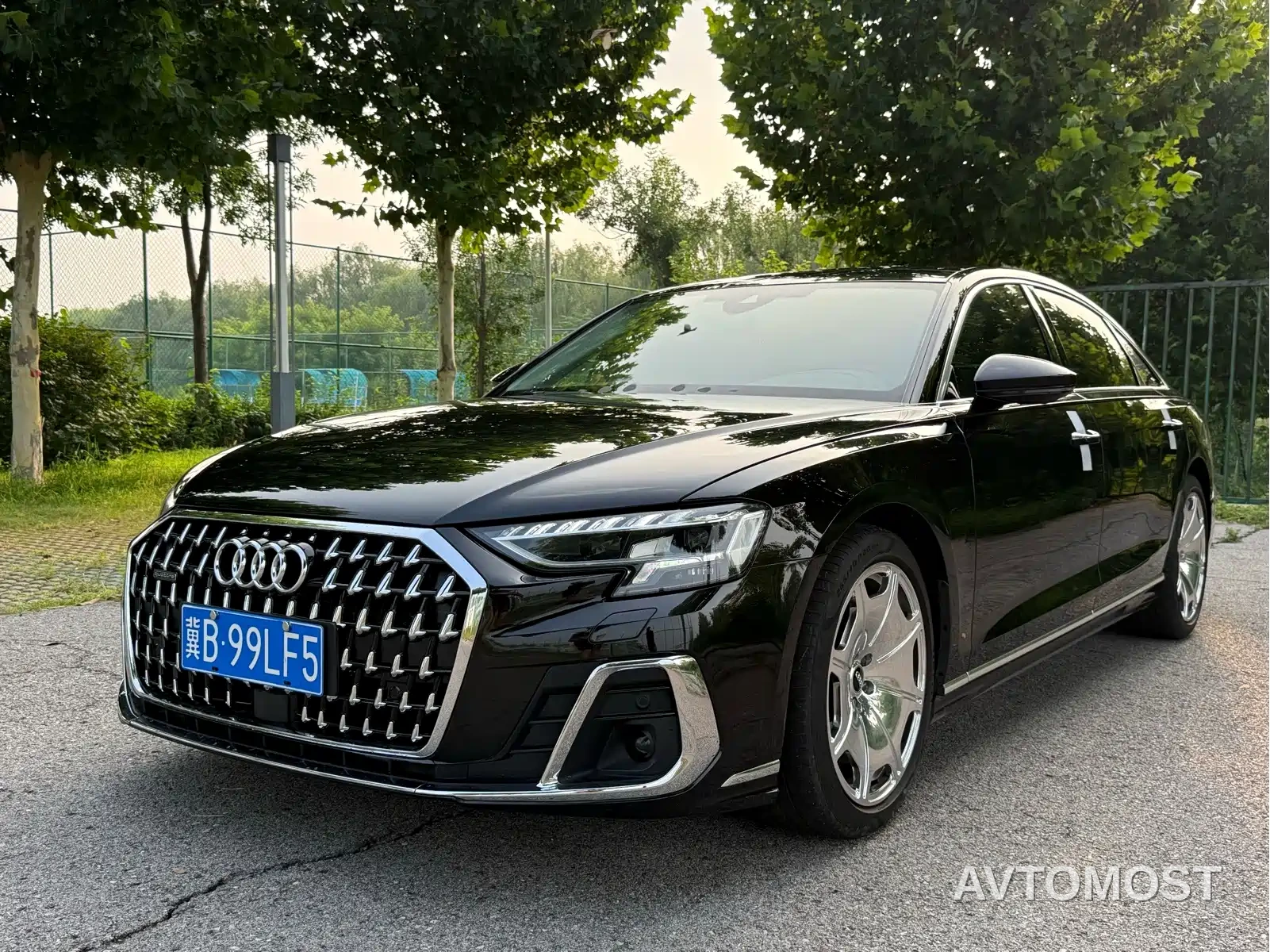 Audi A8 2024 Model A8L 45 TFSI quattro Luxury — фото 1