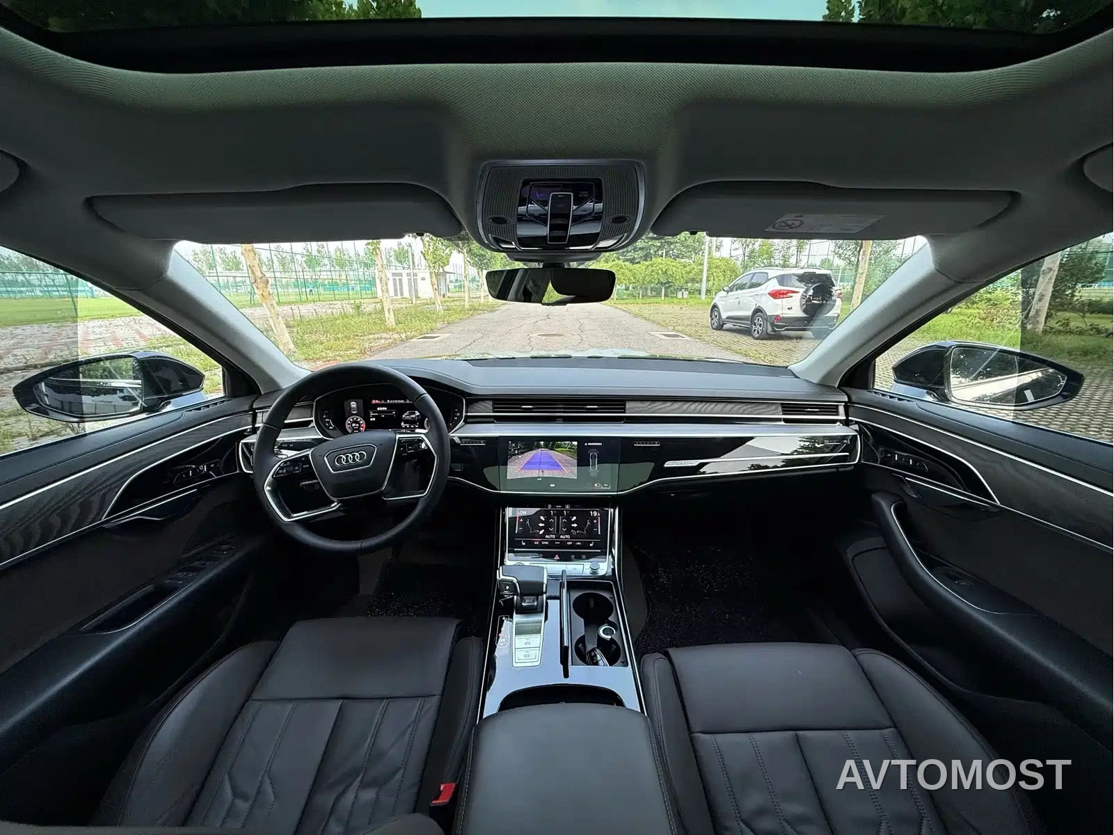 Audi A8 2024 Model A8L 45 TFSI quattro Luxury — фото 15