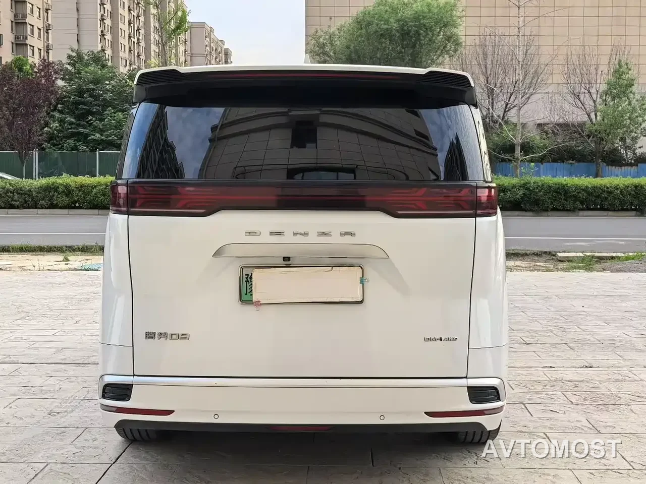 Denza D9 2022 DM-i 970 AWD Flagship — фото 7