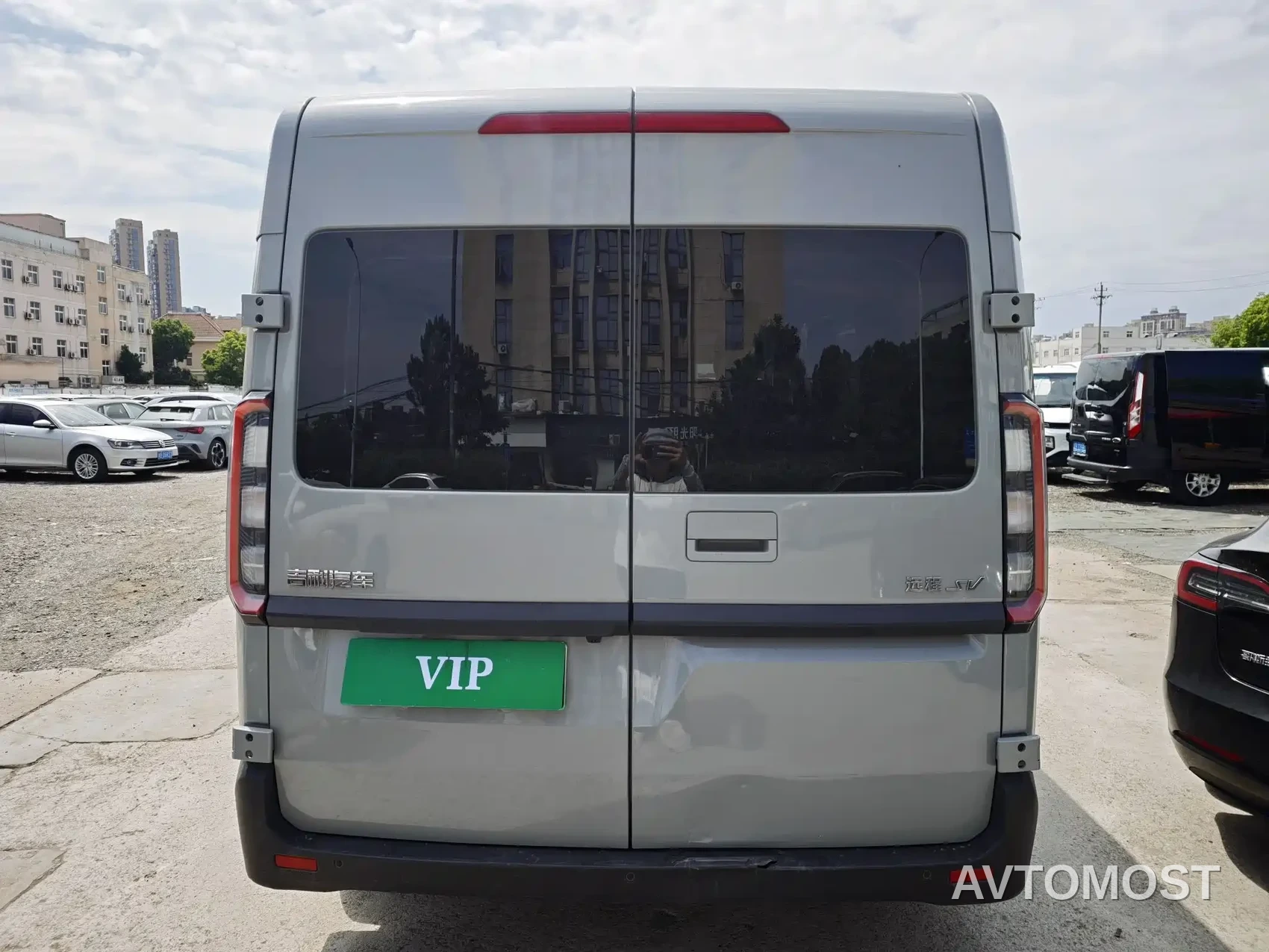 Yuan Cheng Farizon Super VAN 2025 Smart Wealth Edition Short Wheelbase Medium Roof 68kWh Smart Core — фото 13