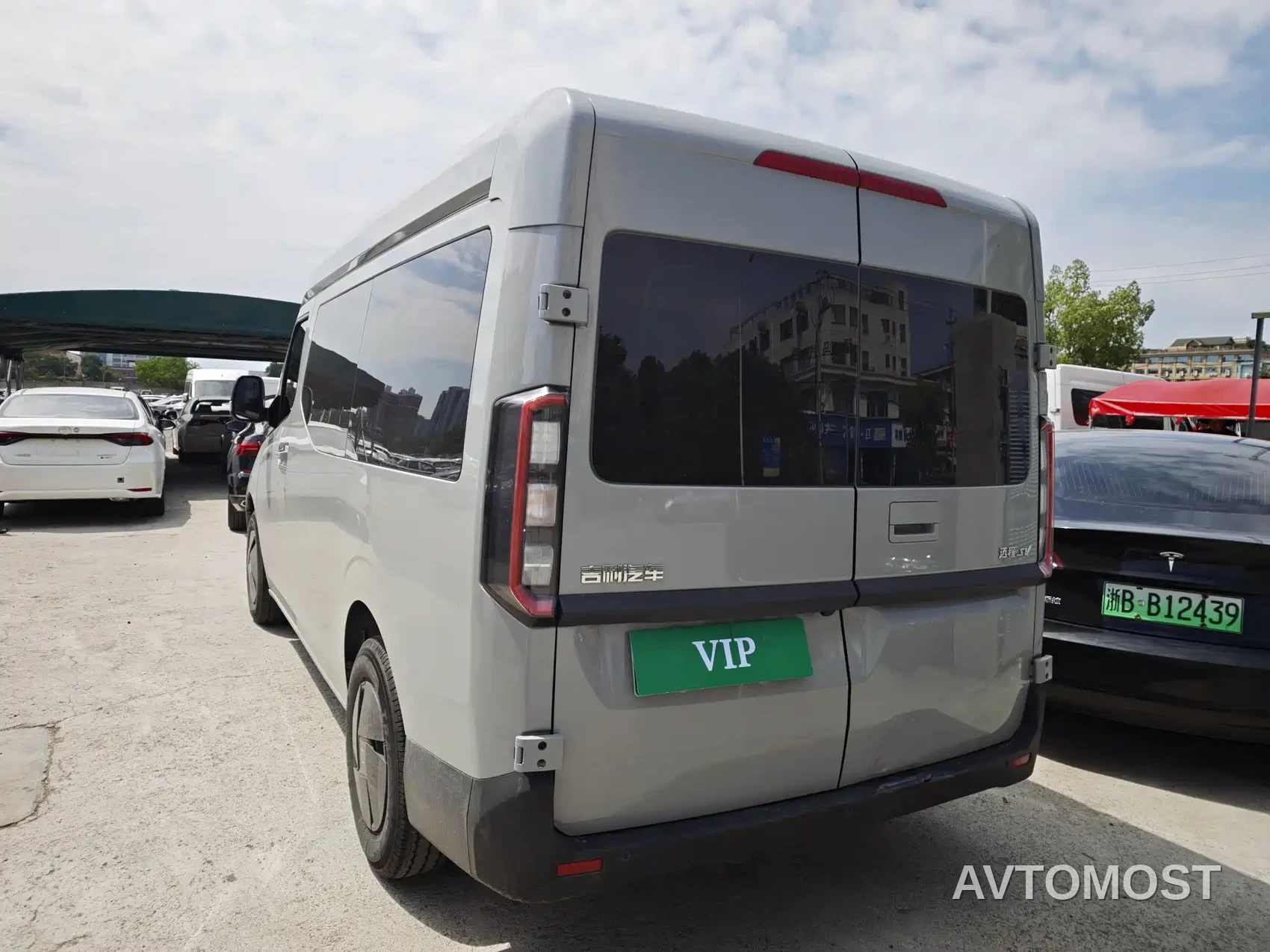 Yuan Cheng Farizon Super VAN 2025 Smart Wealth Edition Short Wheelbase Medium Roof 68kWh Smart Core — фото 14