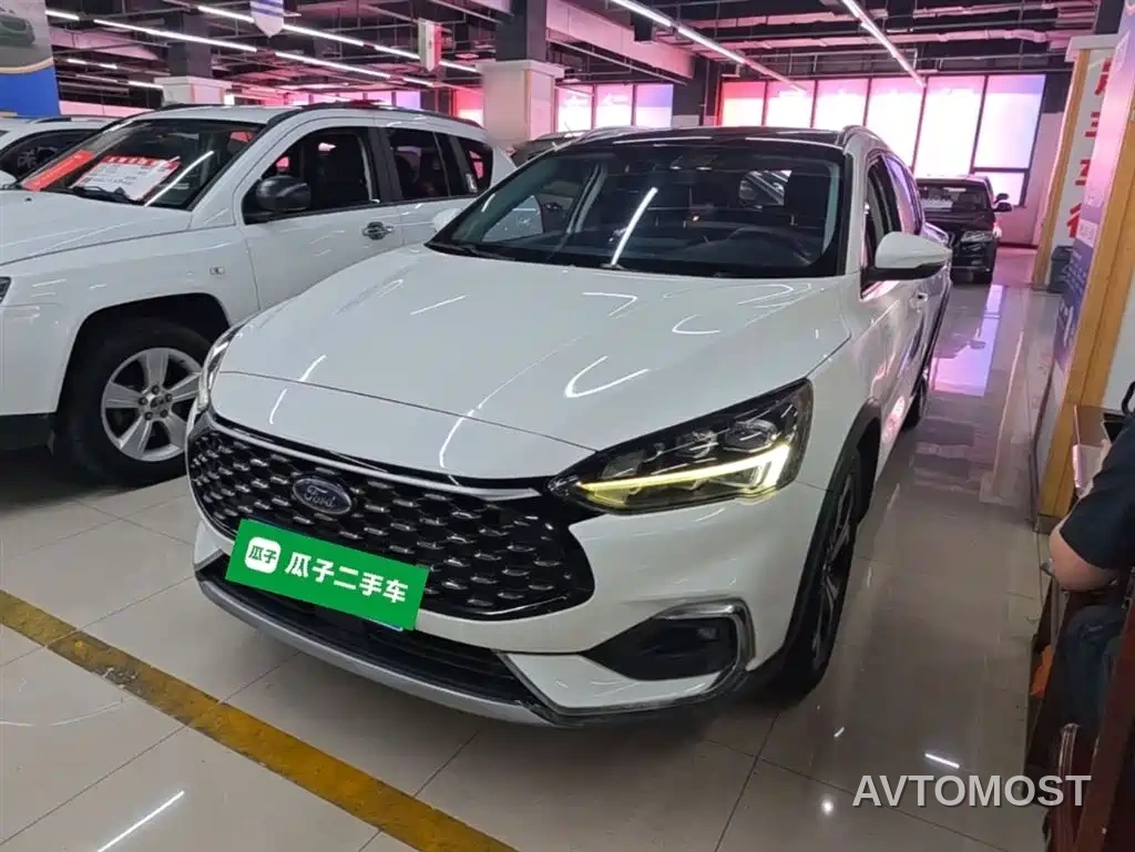 Ford Focus 2021 Shooting Brake EcoBoost 180 Auto Hunter