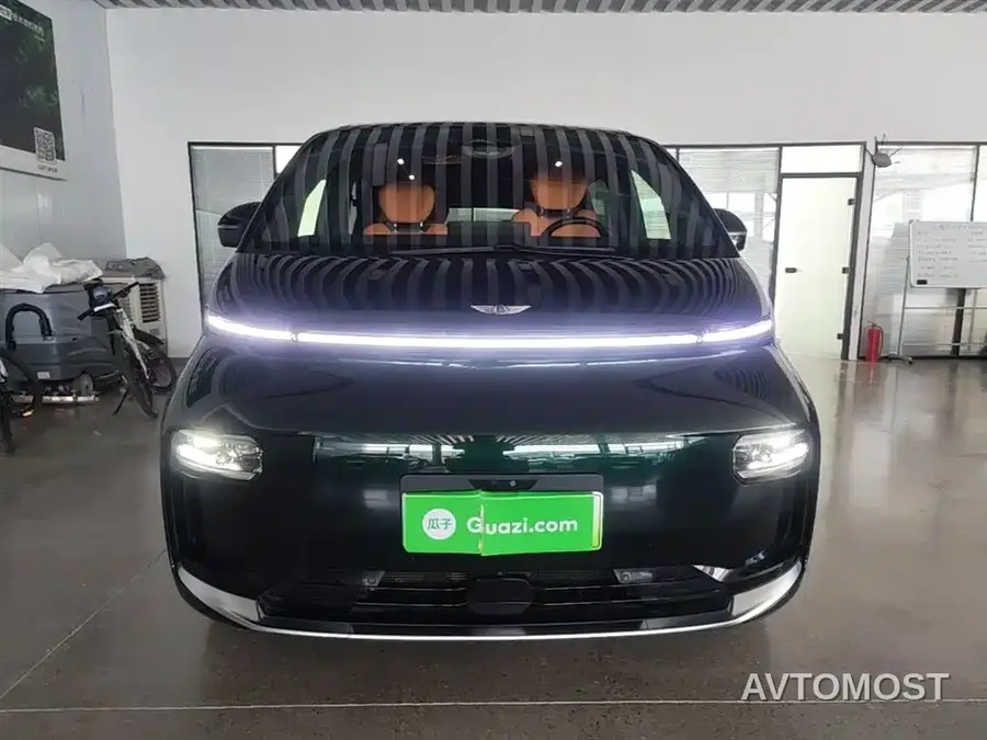 Geely Galaxy Yizhen L380 2025 Model 805km Flagship Edition AWD