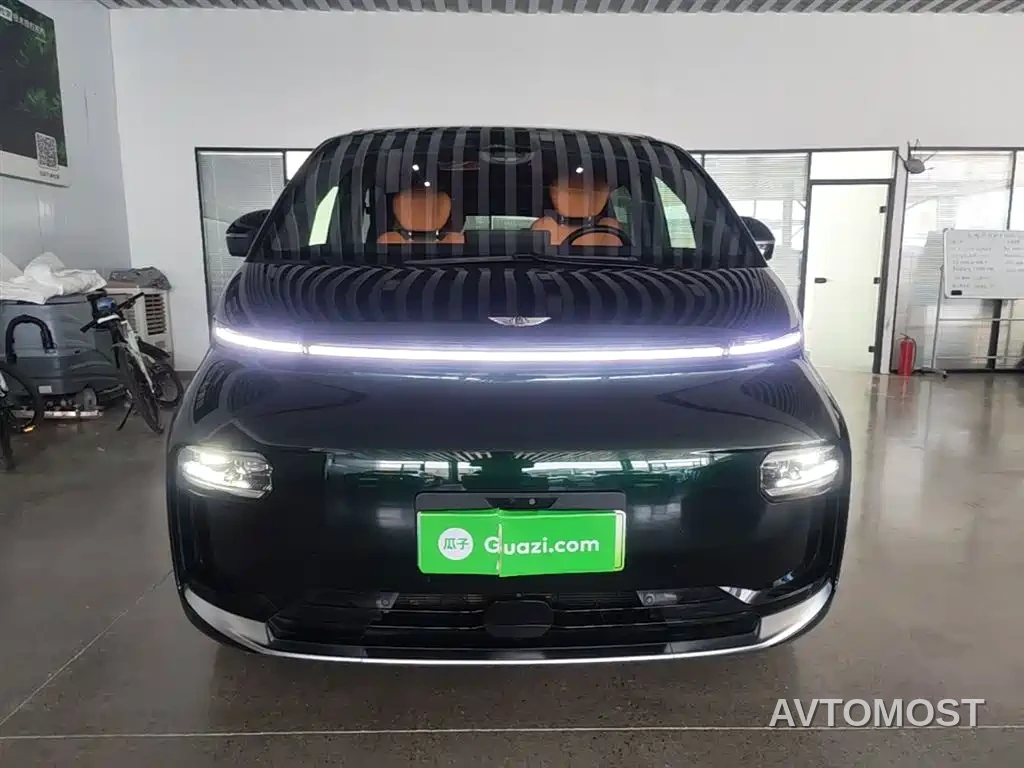 Geely Galaxy Yizhen L380 2025 Model 805km Flagship Edition AWD — фото 1