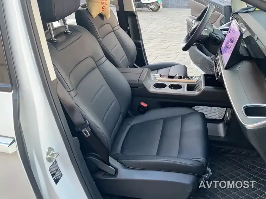 GAC Trumpchi E8 NEV 2024 150km PRO — фото 3