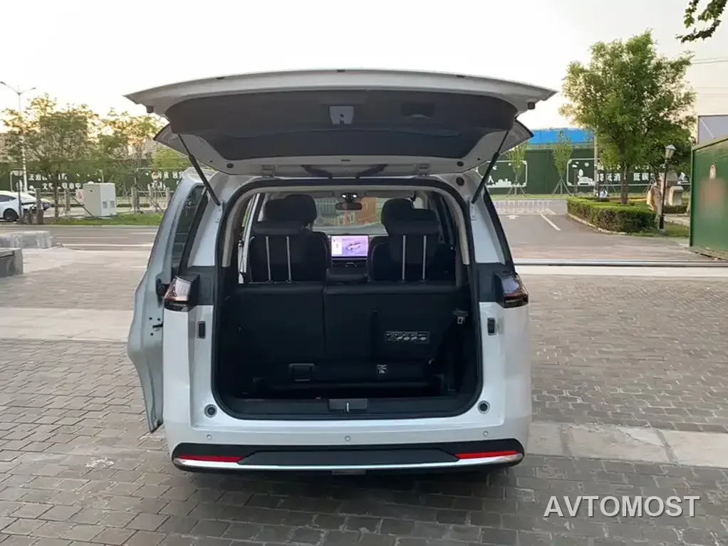 GAC Trumpchi E8 NEV 2024 150km PRO — фото 13