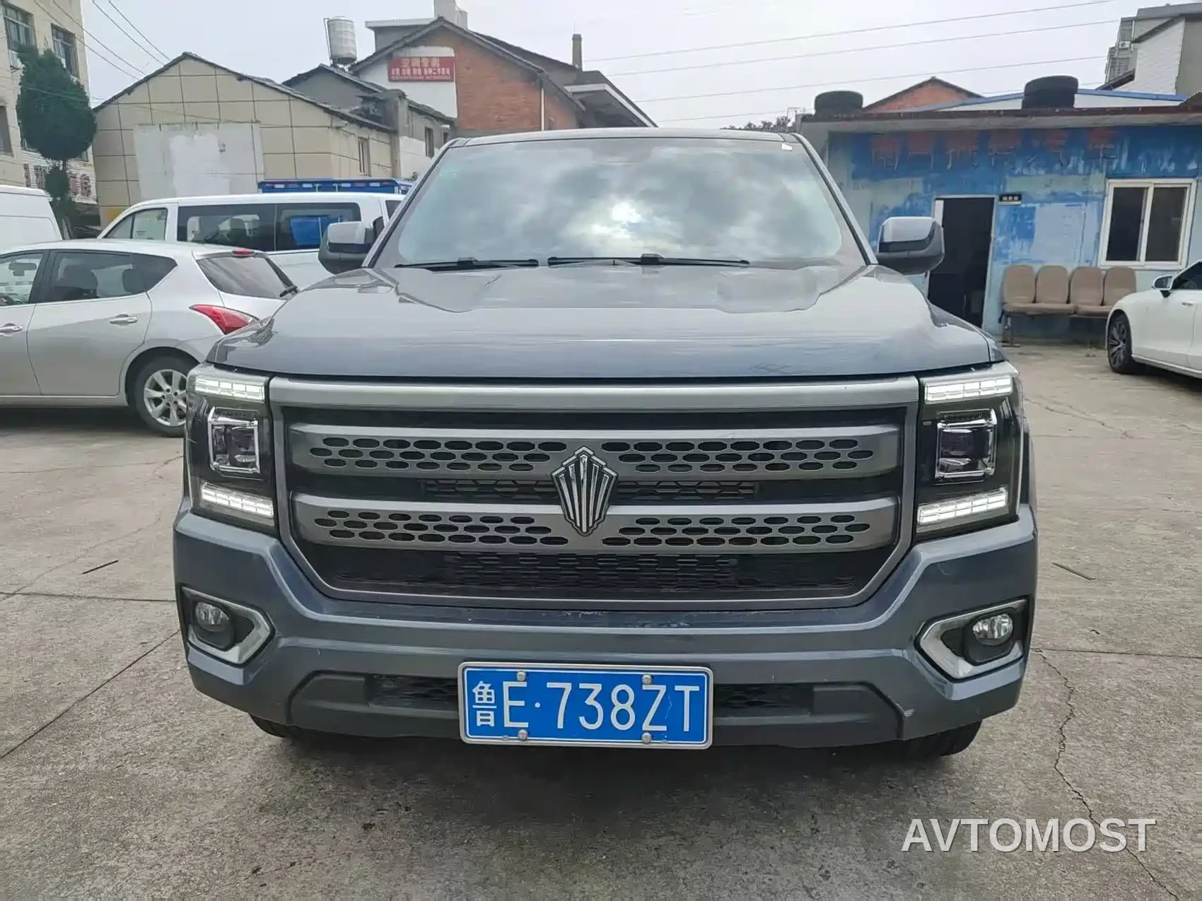 Jiangling Dadao 2023 All-rounder 2.3T Diesel Automatic 4WD Long Wheelbase Comfort Edition — фото 1