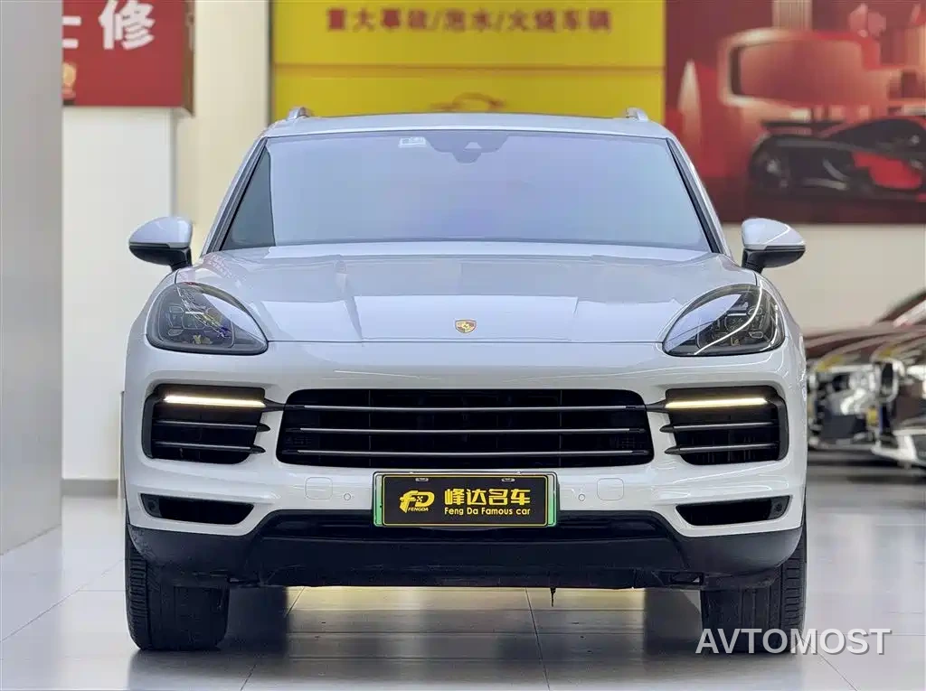 Porsche Cayenne New Energy 2021 Cayenne E-Hybrid 2.0T — фото 2