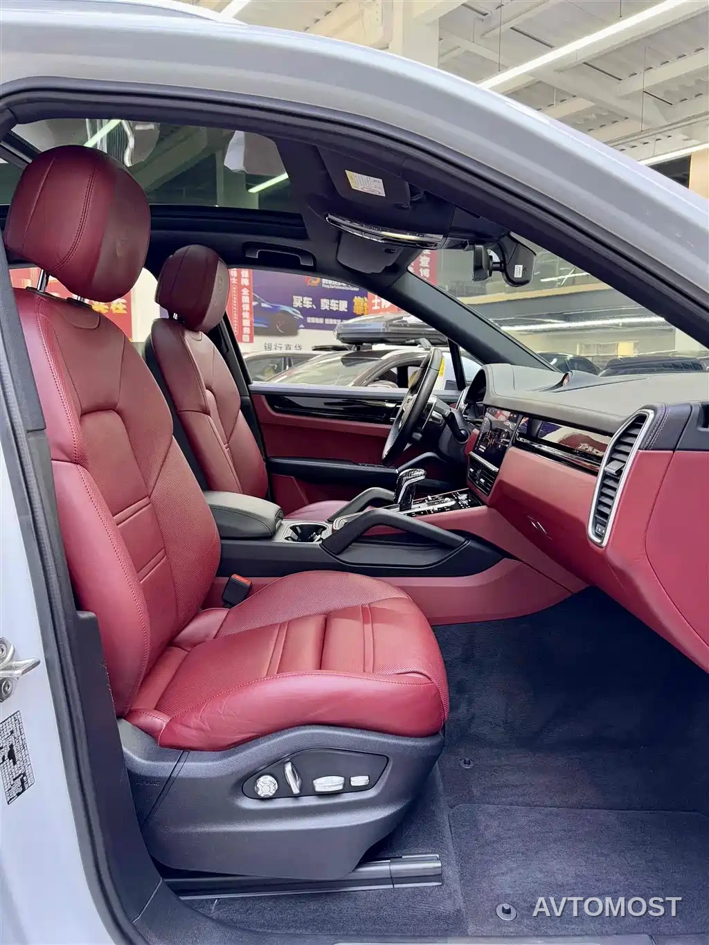 Porsche Cayenne New Energy 2021 Cayenne E-Hybrid 2.0T — фото 4