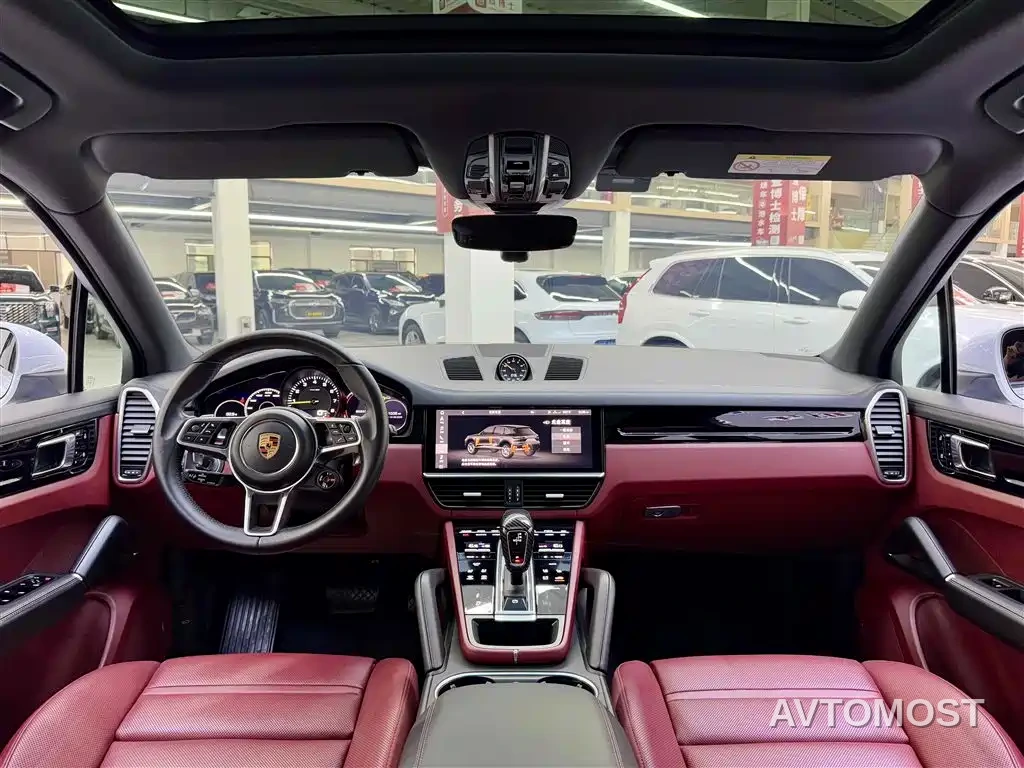 Porsche Cayenne New Energy 2021 Cayenne E-Hybrid 2.0T — фото 10