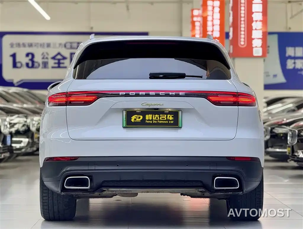 Porsche Cayenne New Energy 2021 Cayenne E-Hybrid 2.0T — фото 16