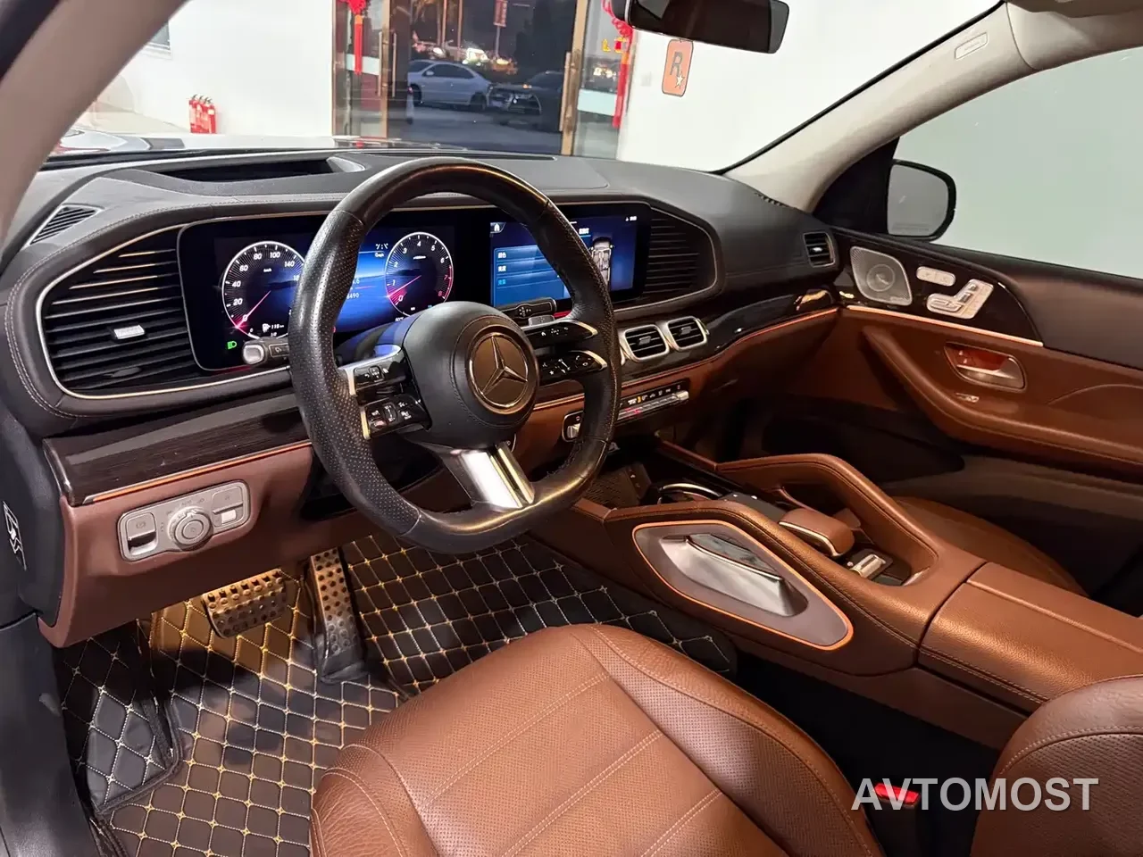 Mercedes-Benz GLS 2024 Model GLS 450 4MATIC Luxury — фото 4