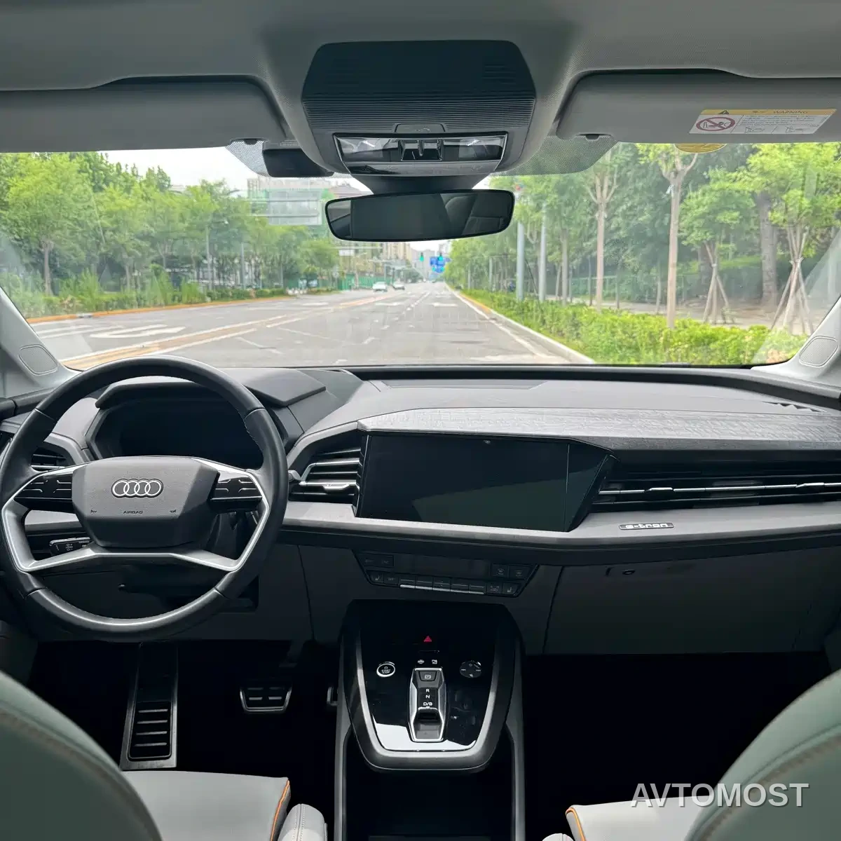 Audi Q5 e-tron 2022 40 e-tron Starlight Edition Brocade Package — фото 16