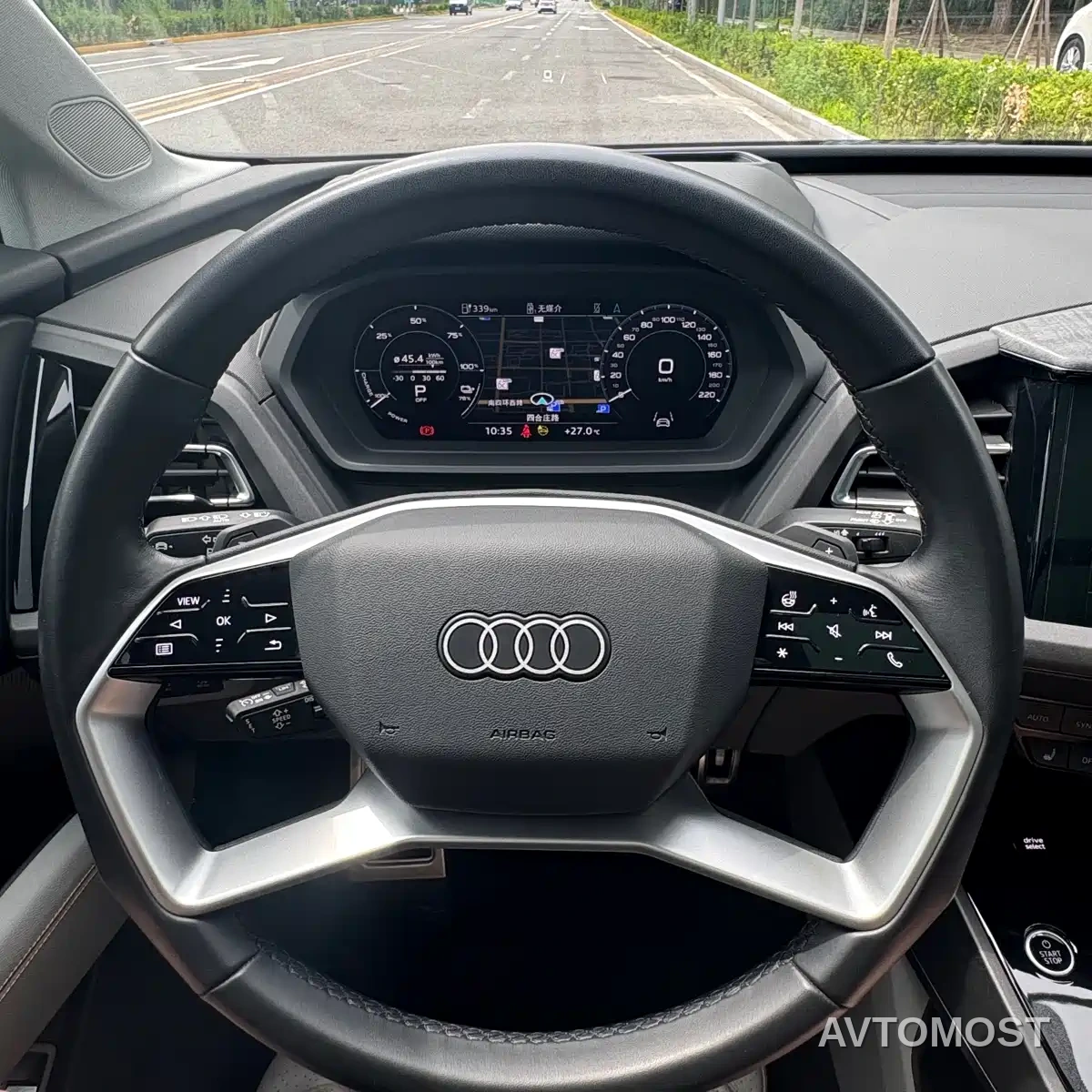 Audi Q5 e-tron 2022 40 e-tron Starlight Edition Brocade Package — фото 26