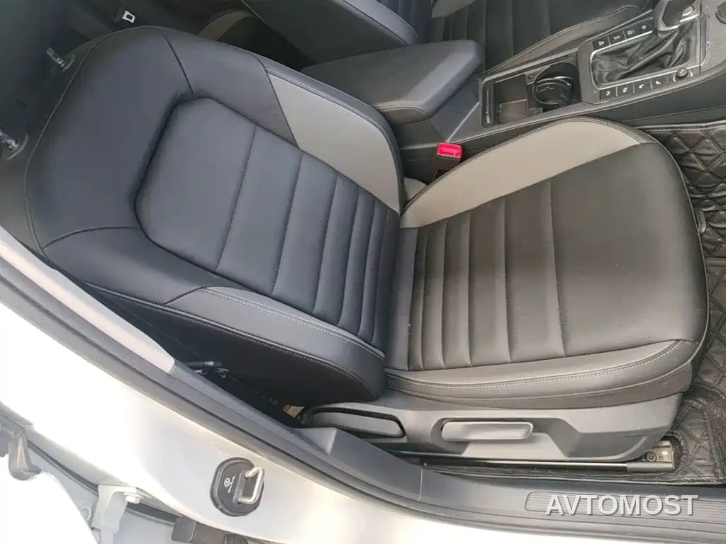 Volkswagen Sagitar 2021 280TSI DSG Surpassing Edition — фото 20