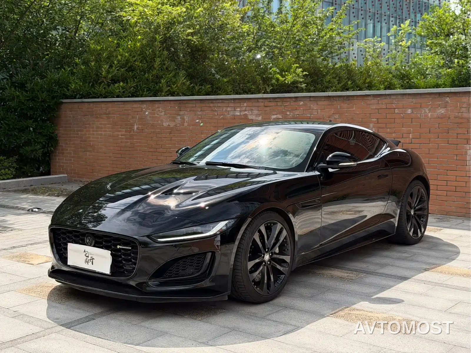 Jaguar F-TYPE 2022 P300 Hardtop R-DYNAMIC BLACK