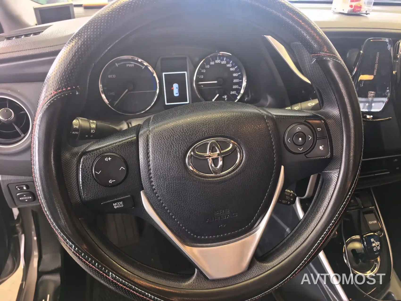 Toyota Corolla Twin Engine E+ 2020 1.8L E-CVT Comfort Edition — фото 7