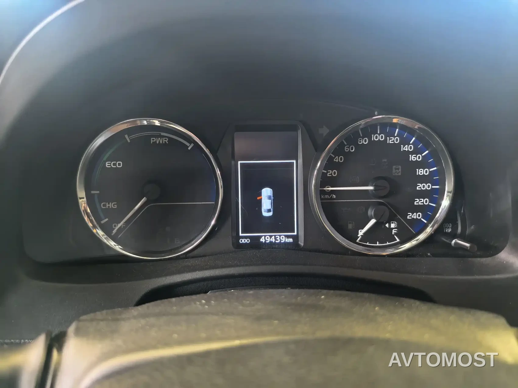 Toyota Corolla Twin Engine E+ 2020 1.8L E-CVT Comfort Edition — фото 8