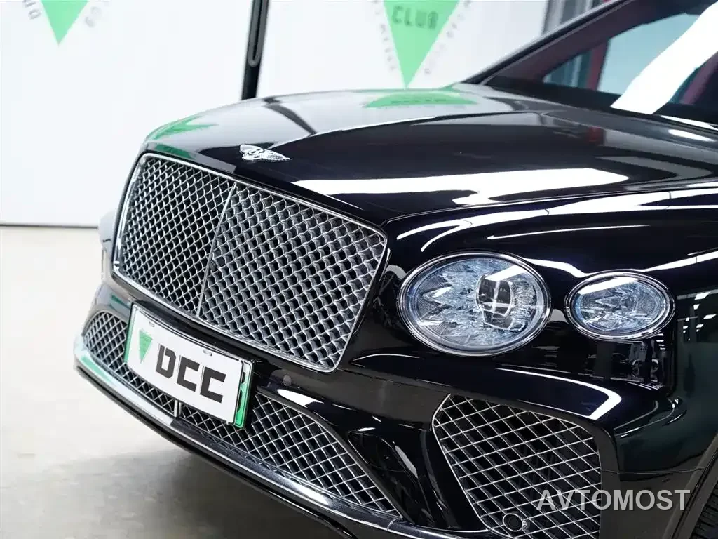 Bentley Bentayga Hybrid 2021 3.0T PHEV — фото 13